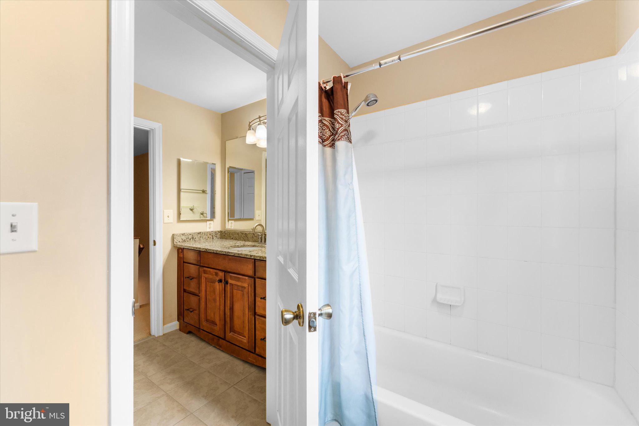 BALDWIN OAKS - Residential