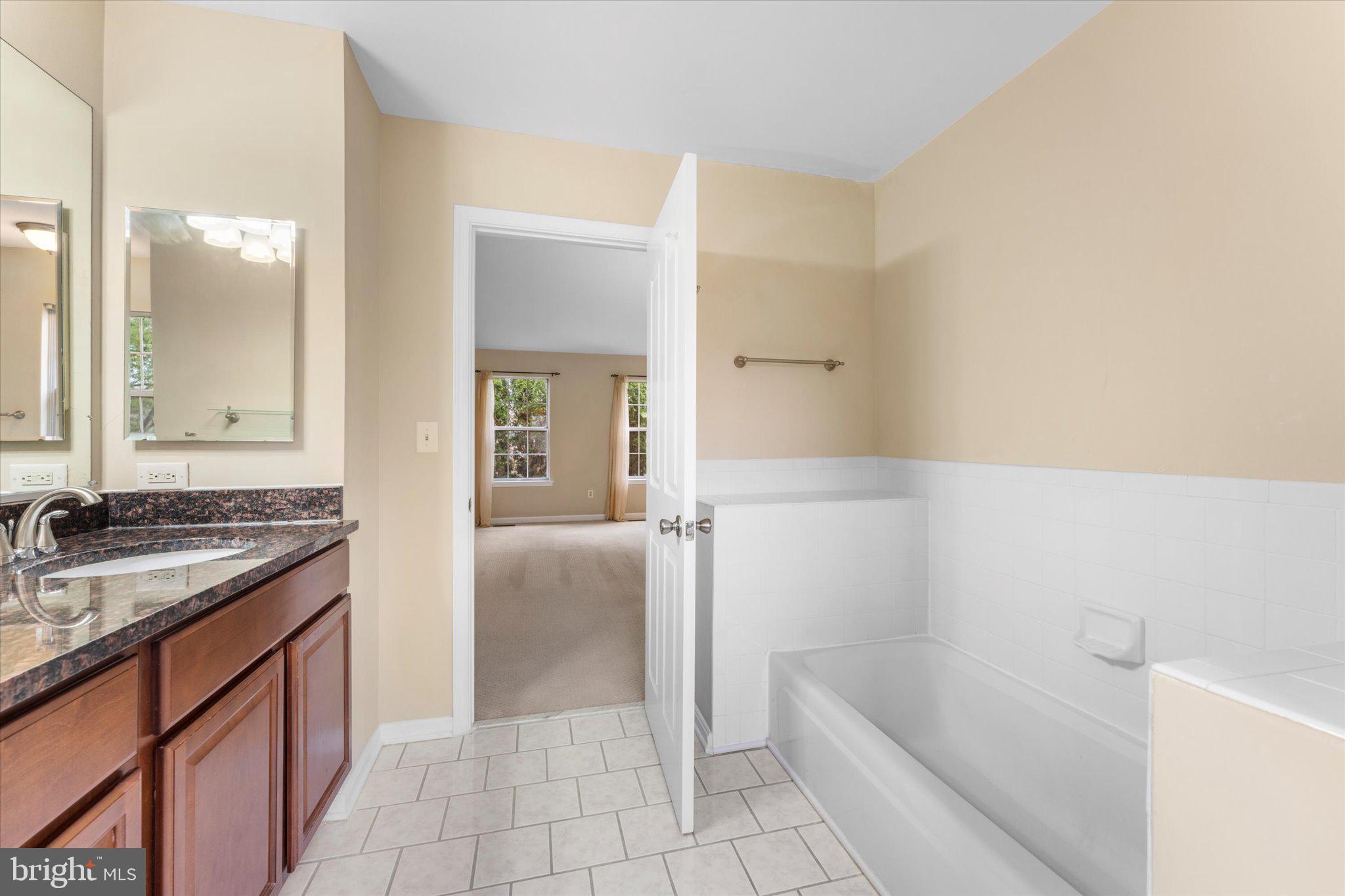 BALDWIN OAKS - Residential