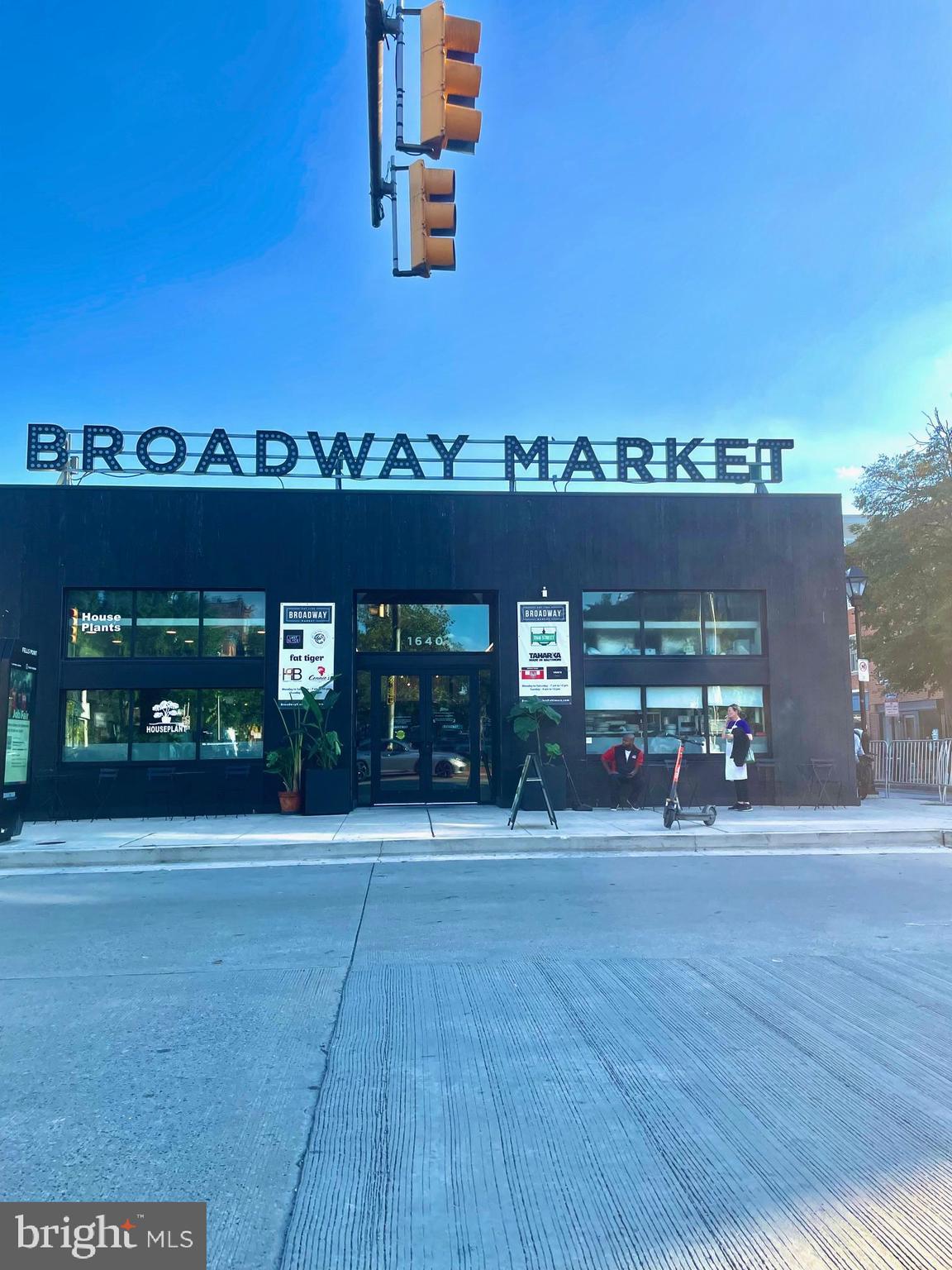 HIGHLANDTOWN - Residential