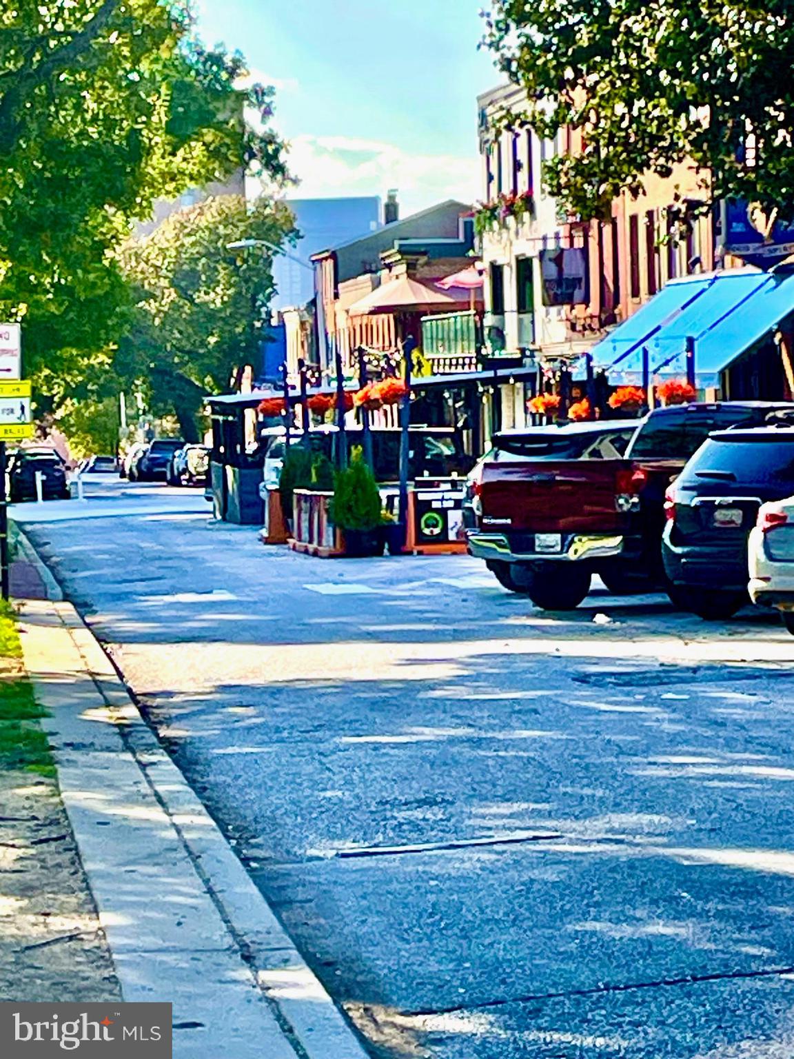 HIGHLANDTOWN - Residential