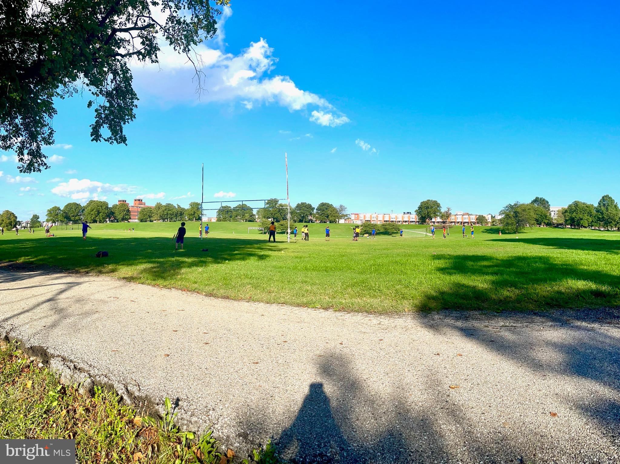 HIGHLANDTOWN - Residential