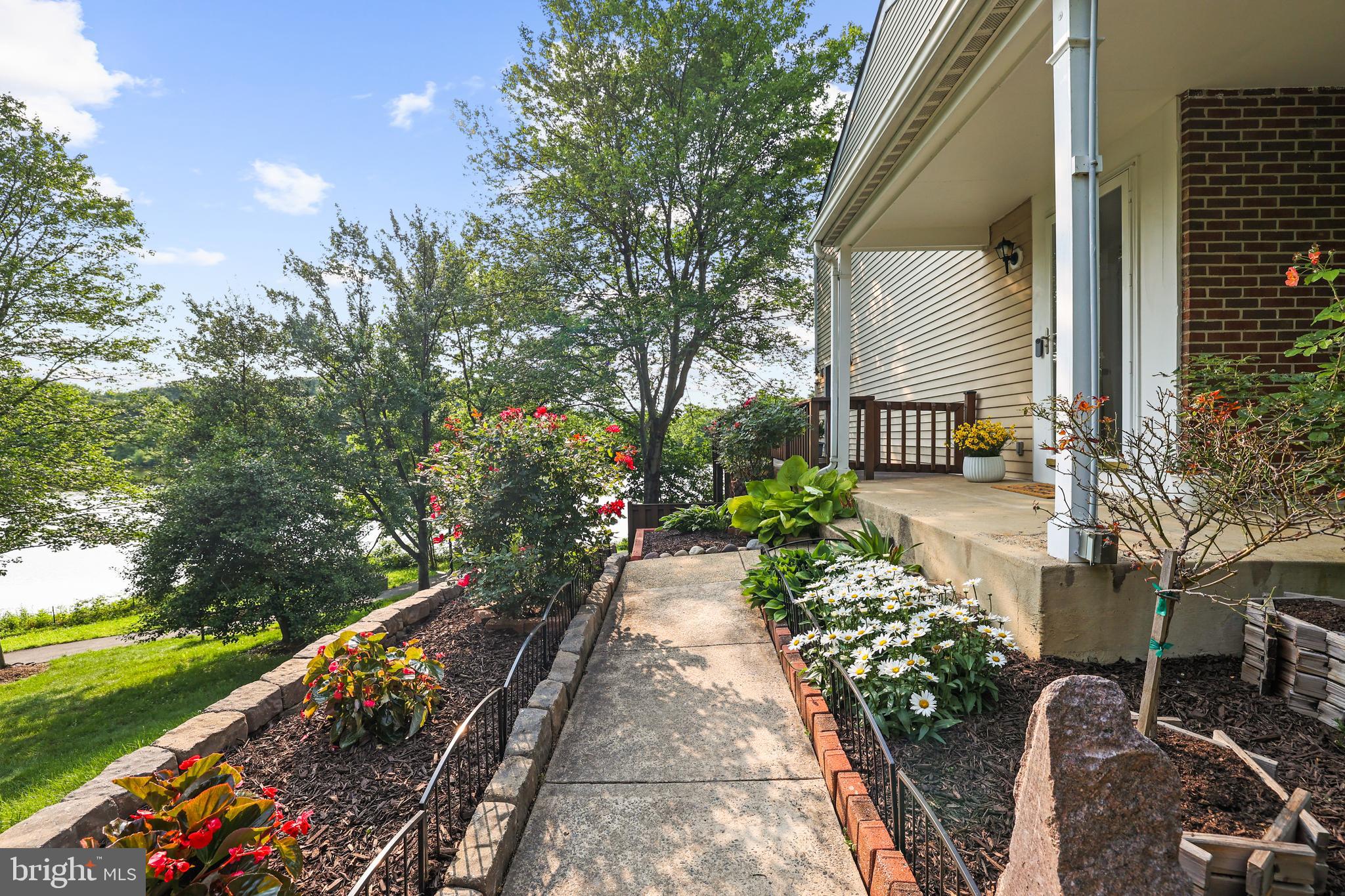 LAKEFORD - Residential