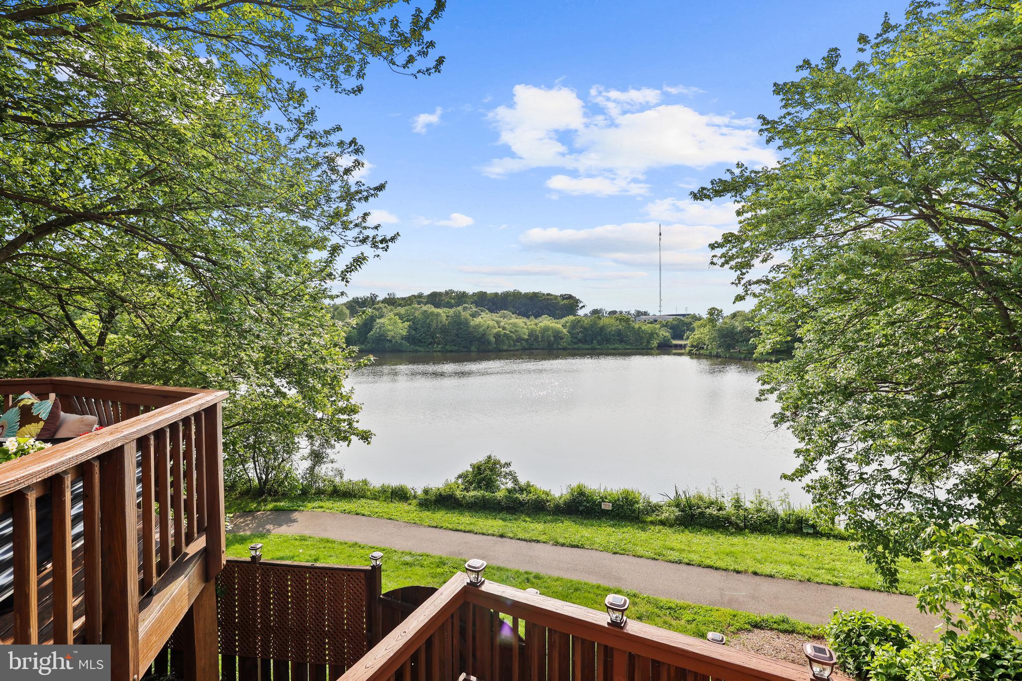 LAKEFORD - Residential