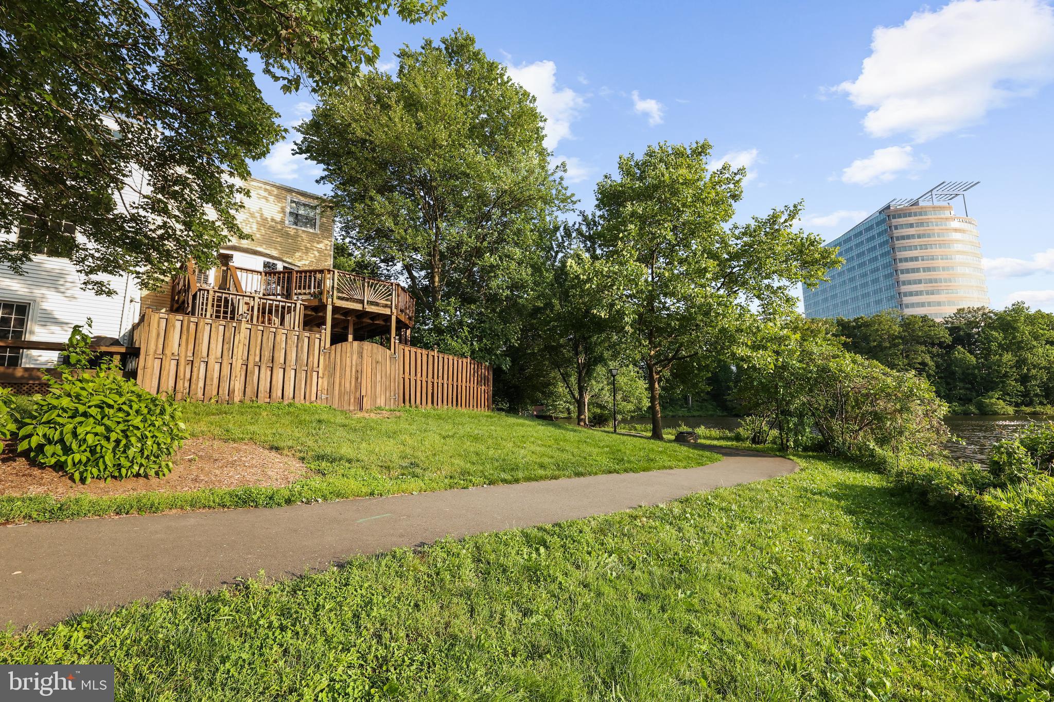 LAKEFORD - Residential