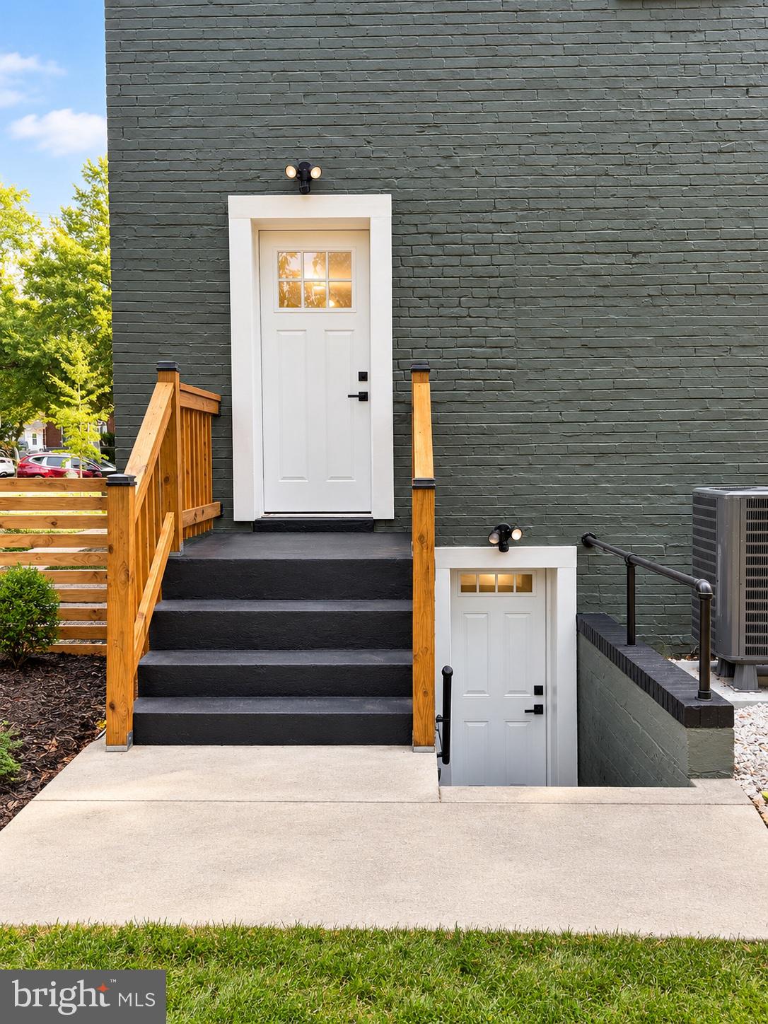 4032 MARTIN LUTHER KING JR AVENUE SW