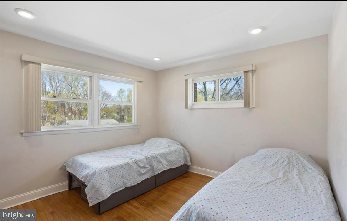 LAWRENCE PARK - Residential