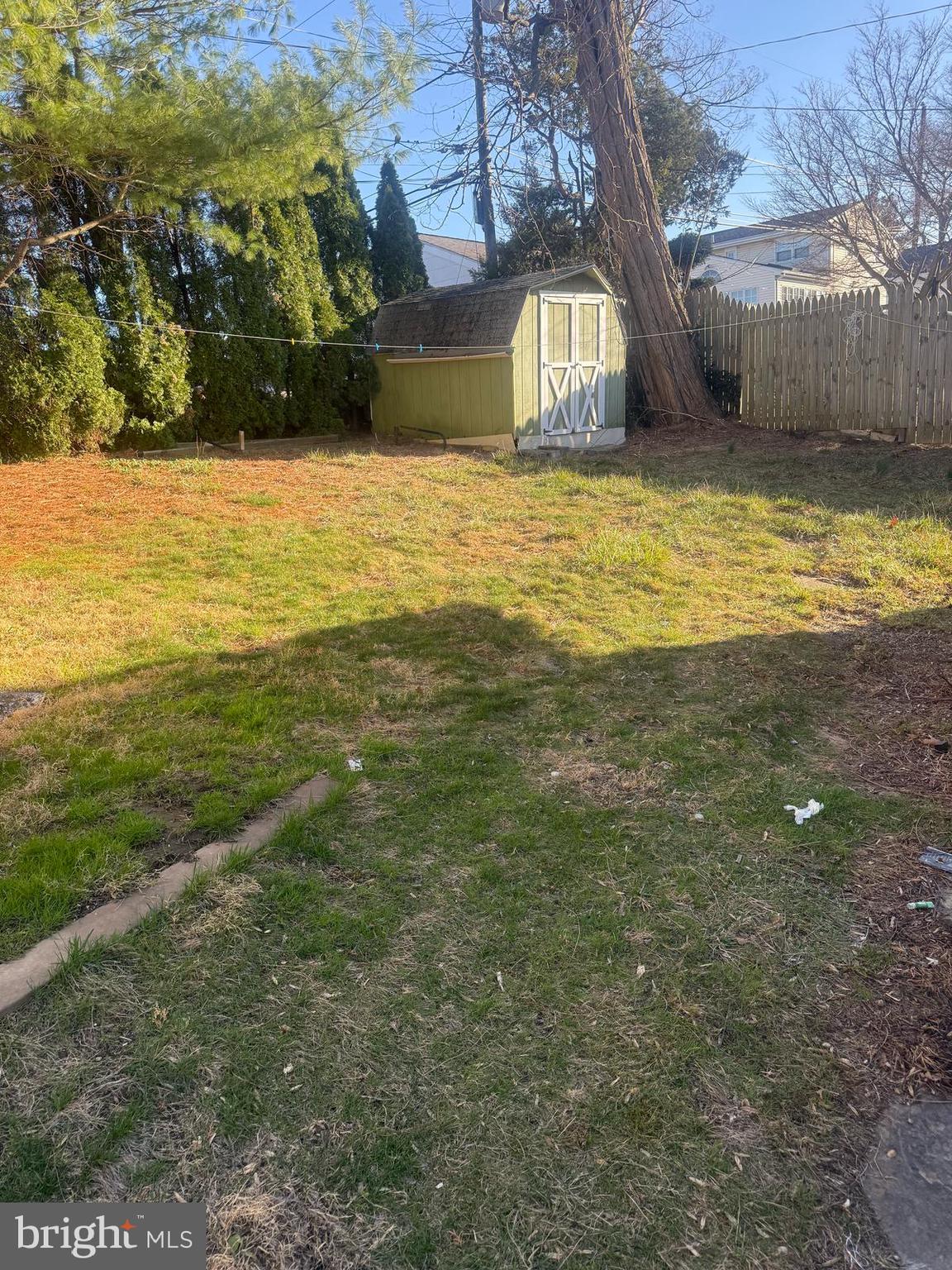 LAWRENCE PARK - Residential