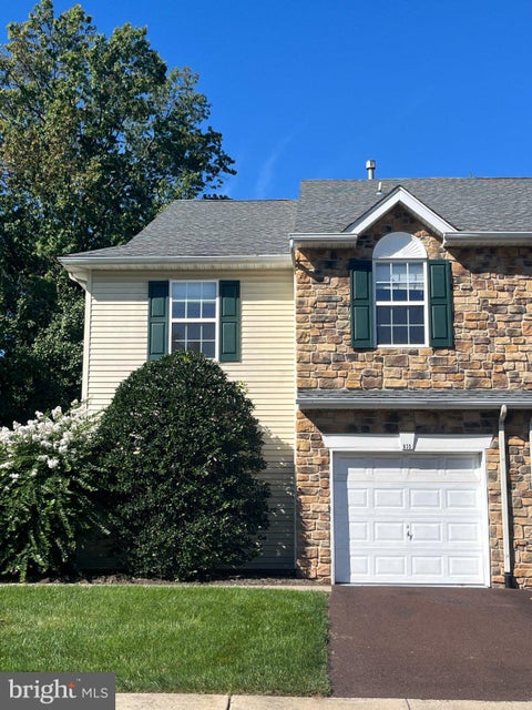 Townhouse For Rent - 835 Rosehill Drive<br/> Montgomery County, KING OF PRUSSIA, PA 19406