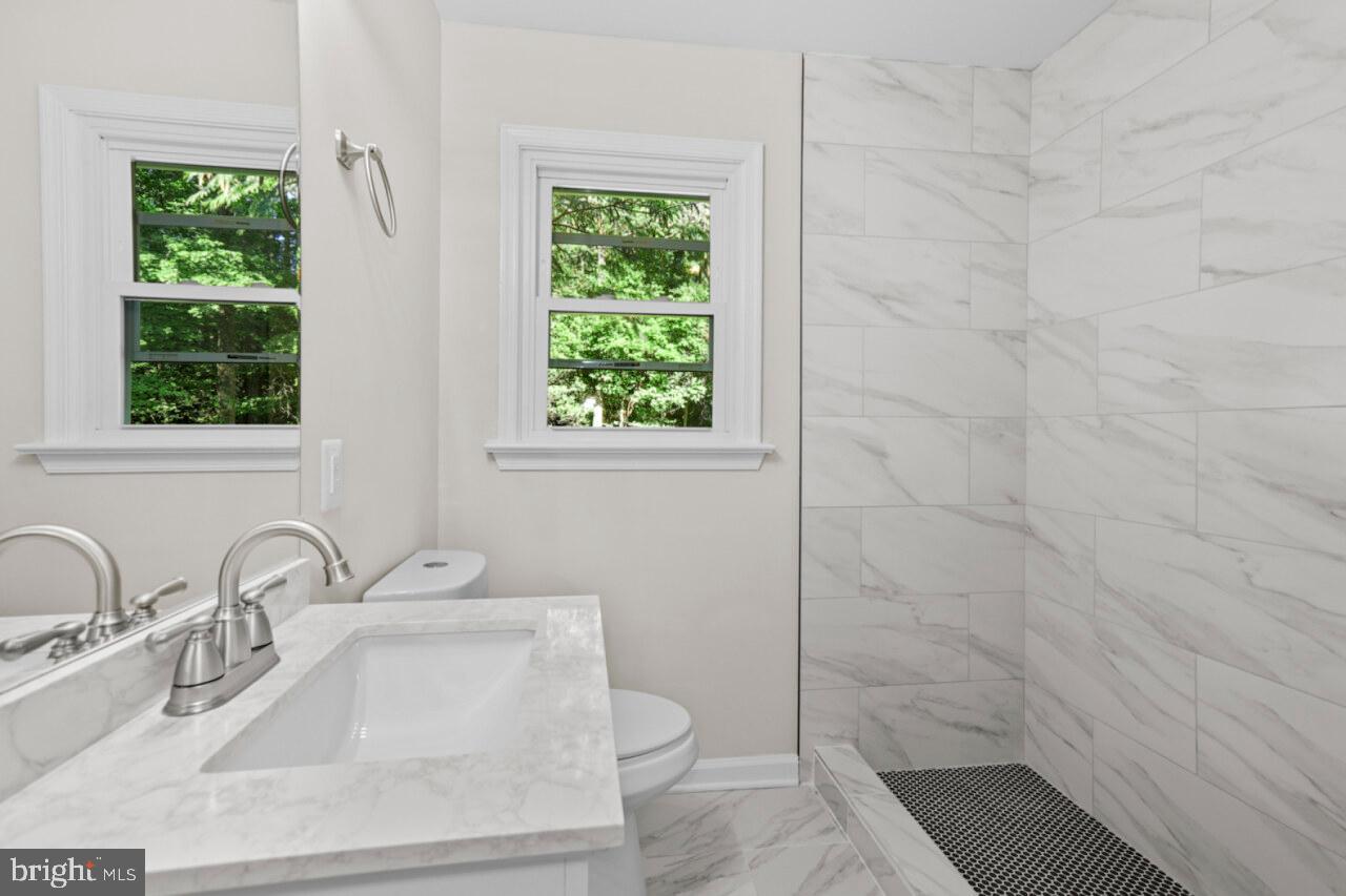 PBE CHRYSTAL LAKE - Residential