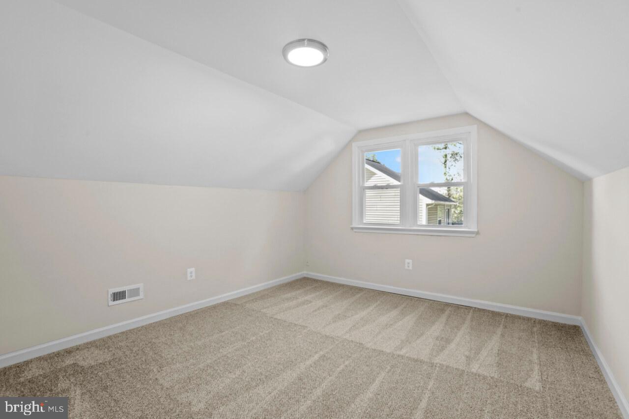 PBE CHRYSTAL LAKE - Residential