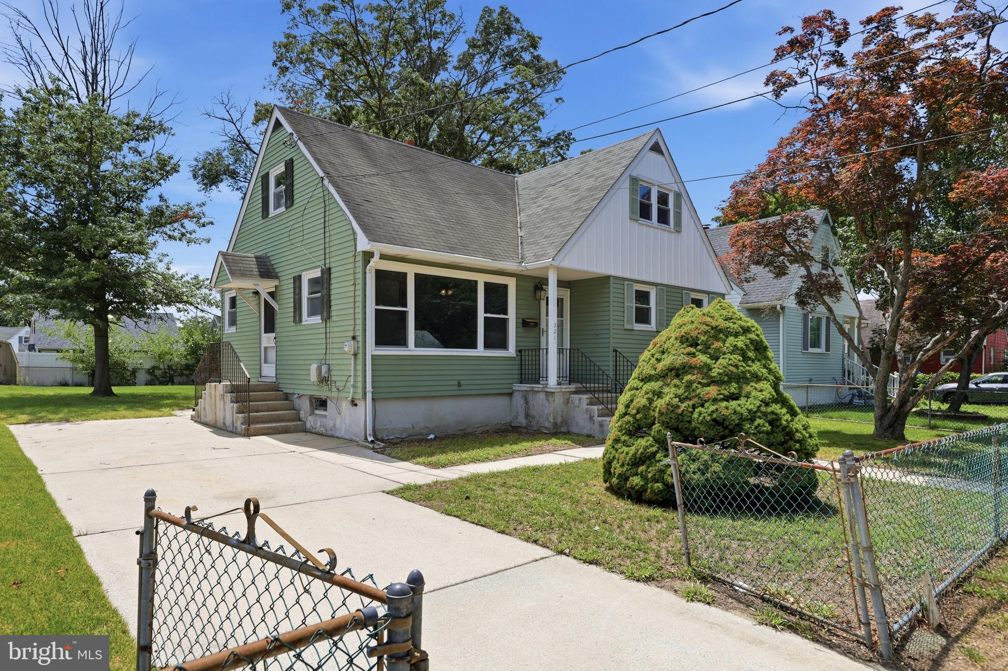 321 EDITH AVENUE