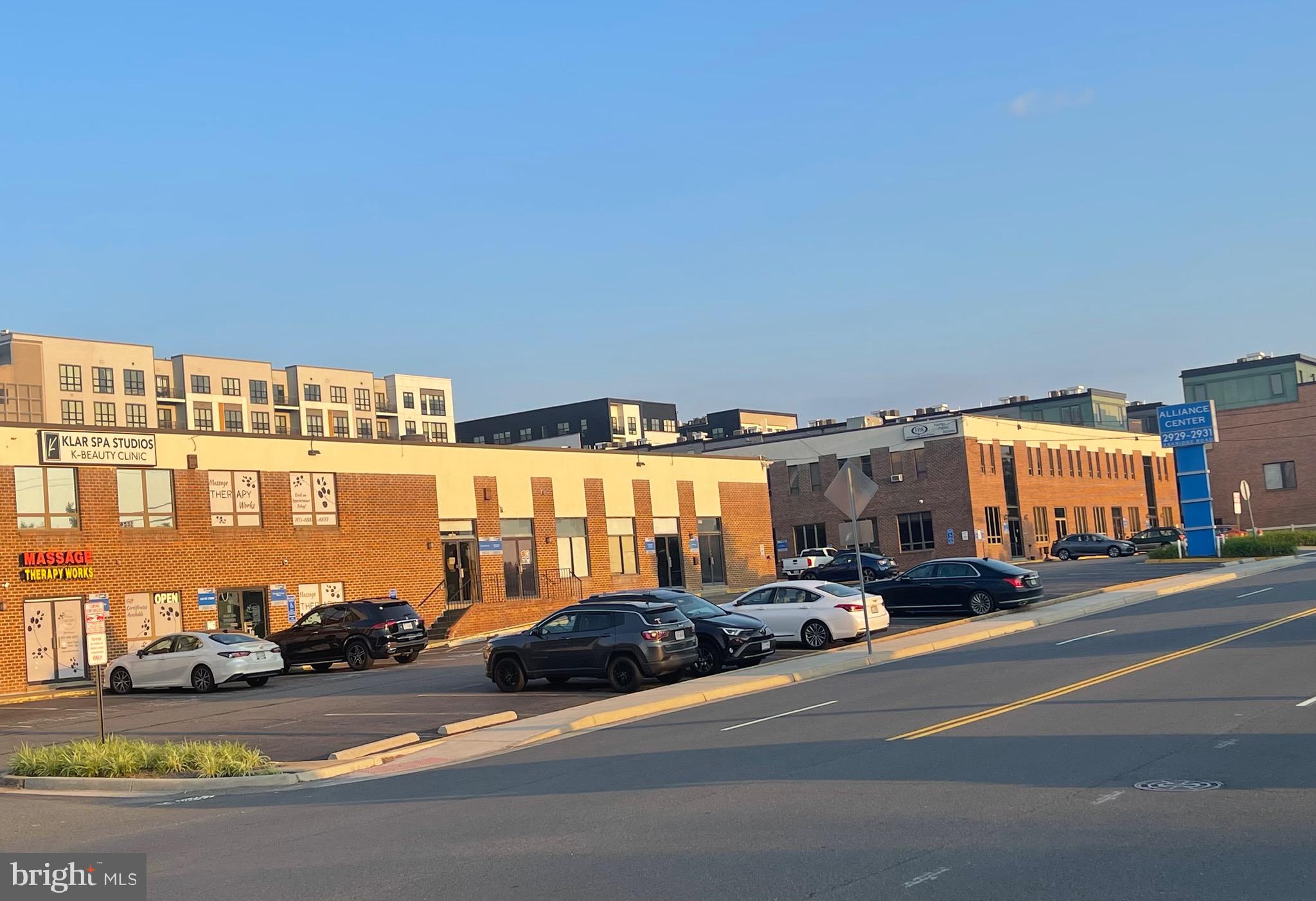 ALLIANCE CENTER - Commercial Sale