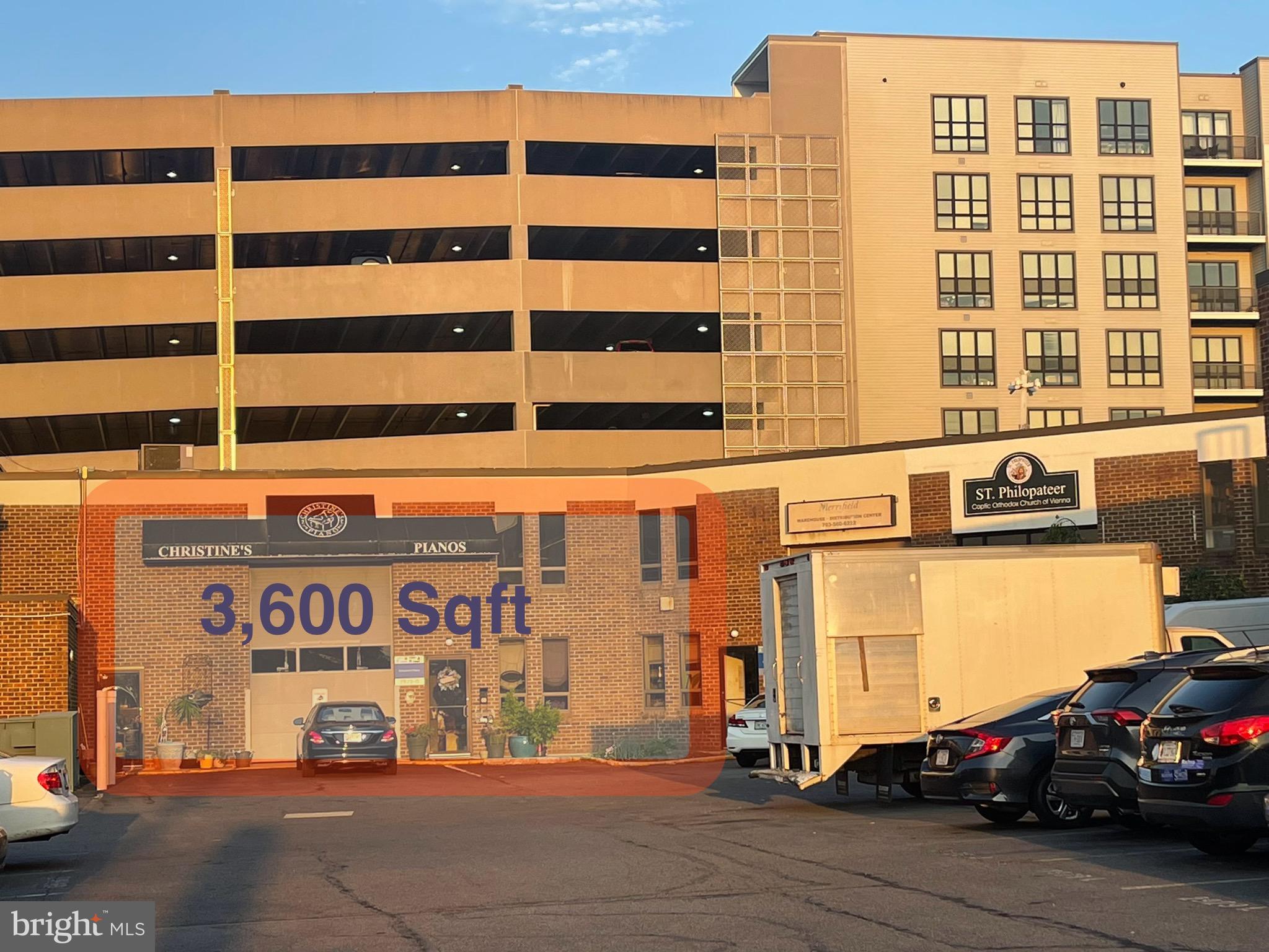 ALLIANCE CENTER - Commercial Sale