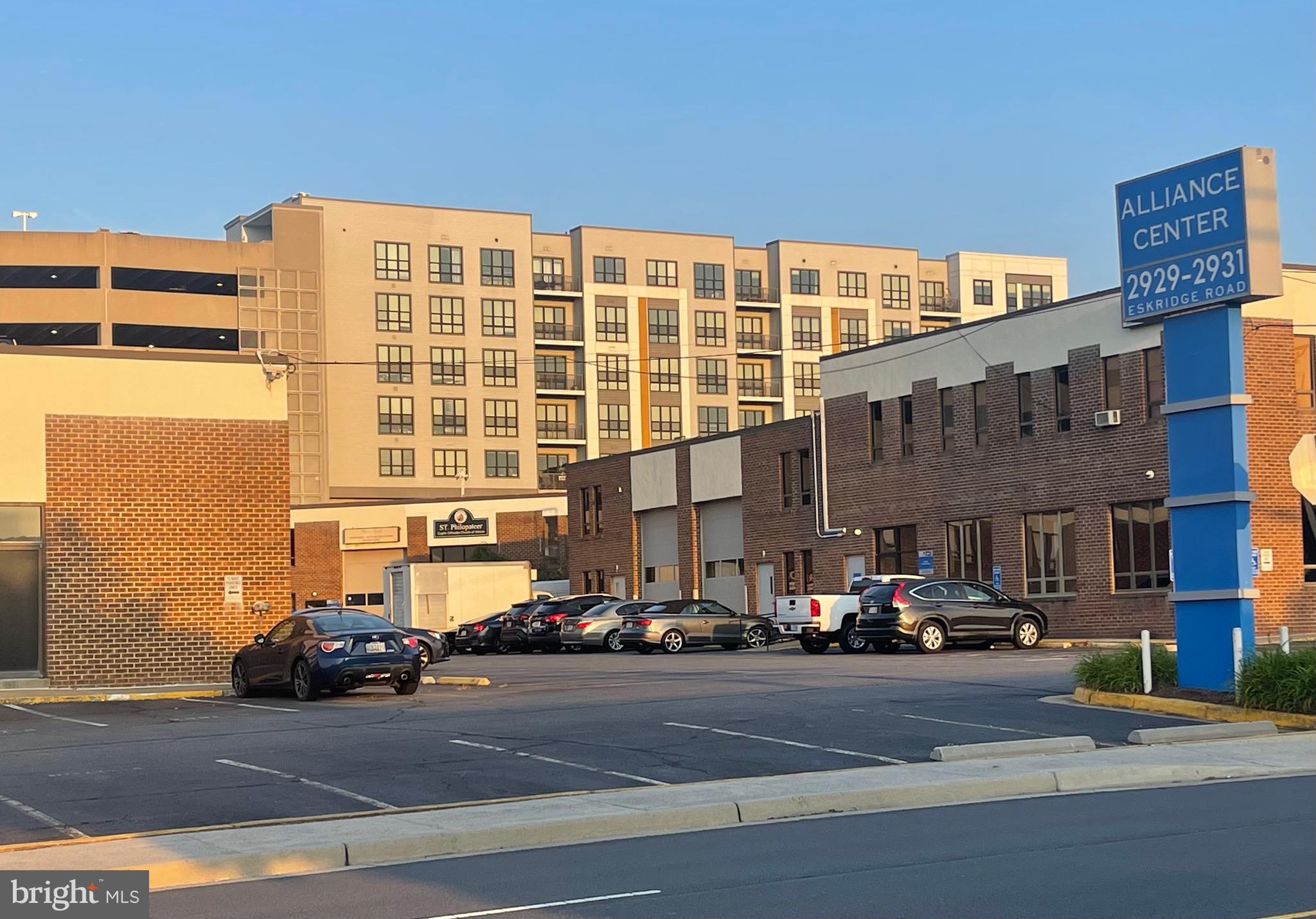 ALLIANCE CENTER - Commercial Sale