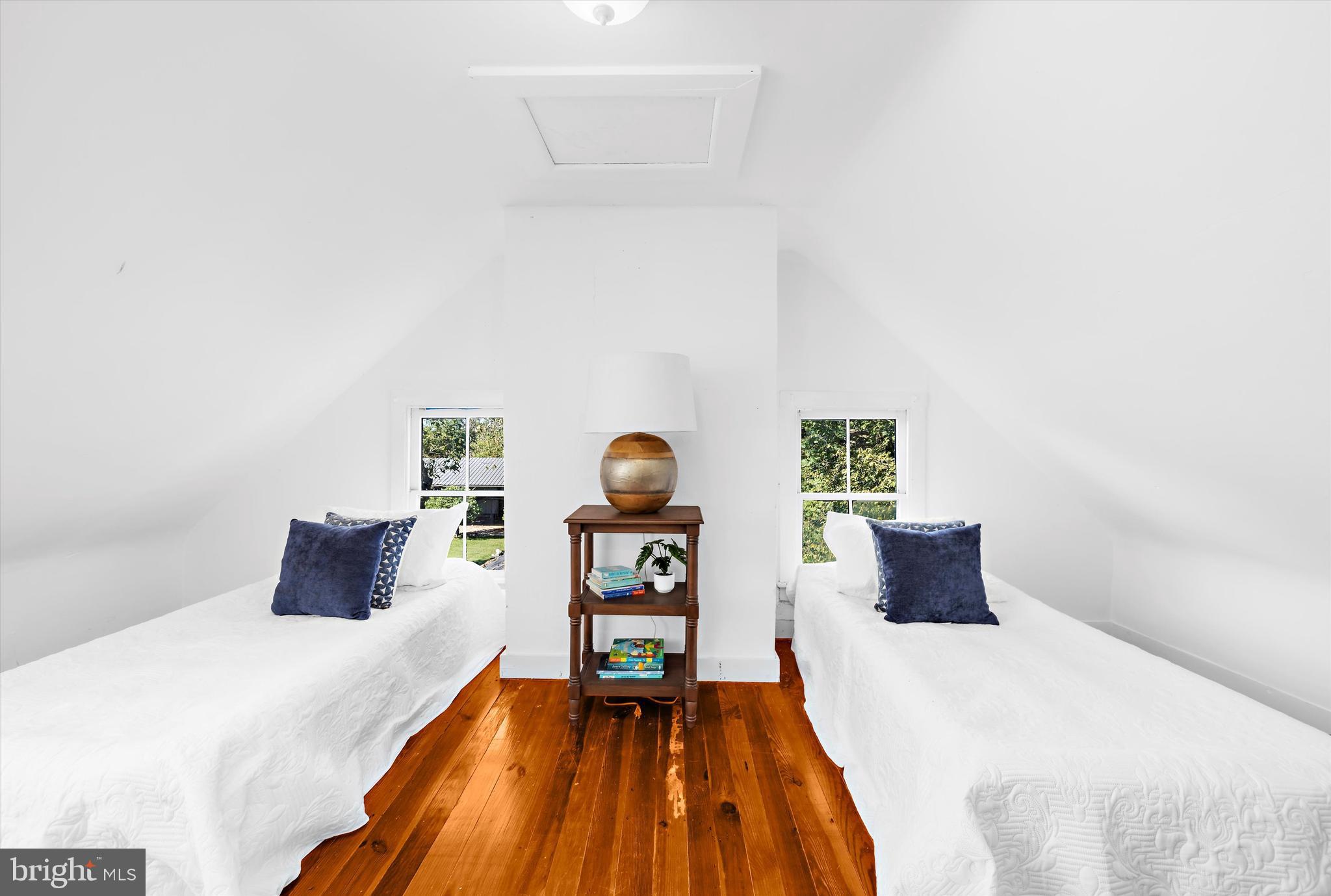 GRANNY BRANCH - Residential