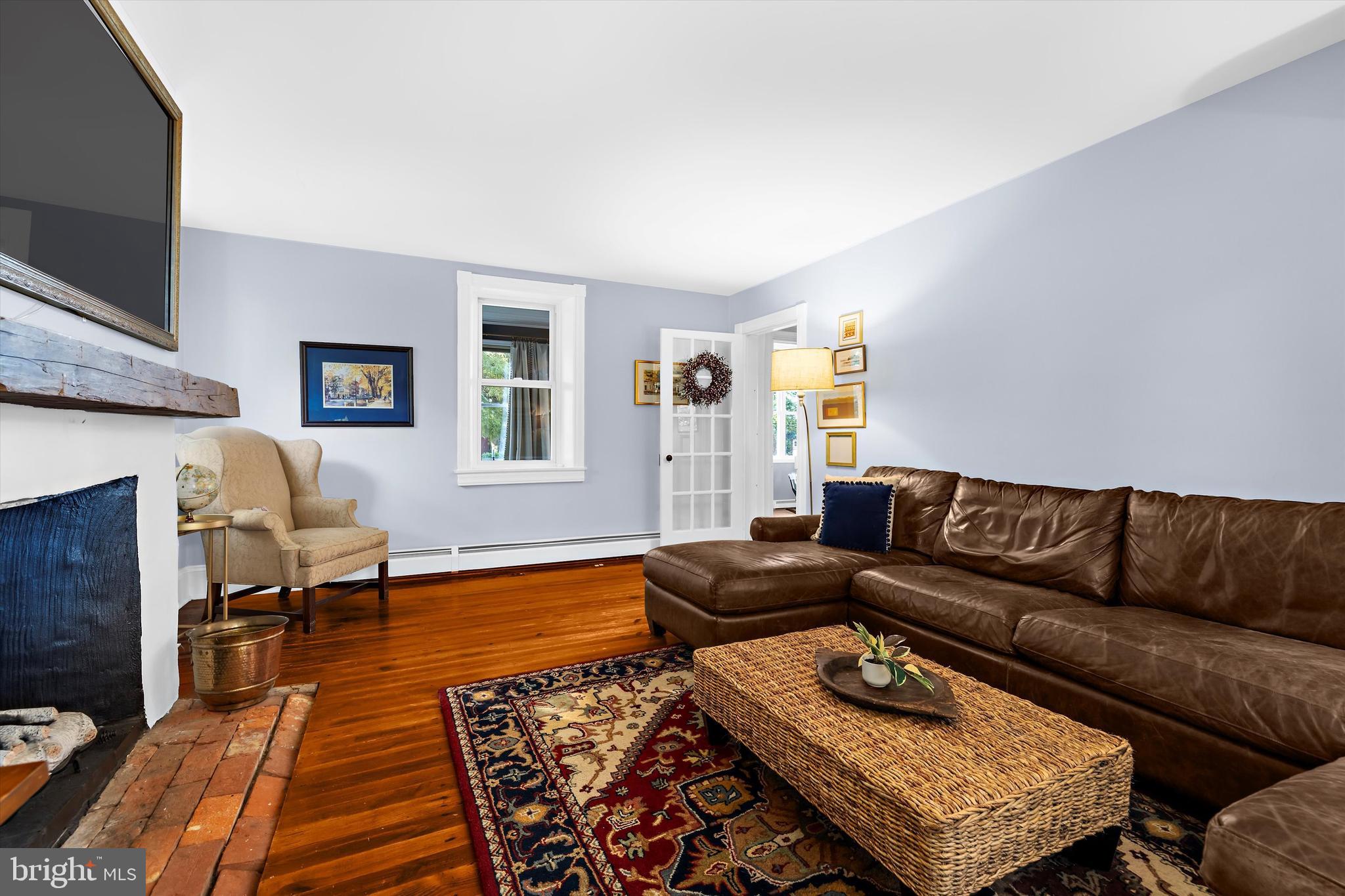 GRANNY BRANCH - Residential