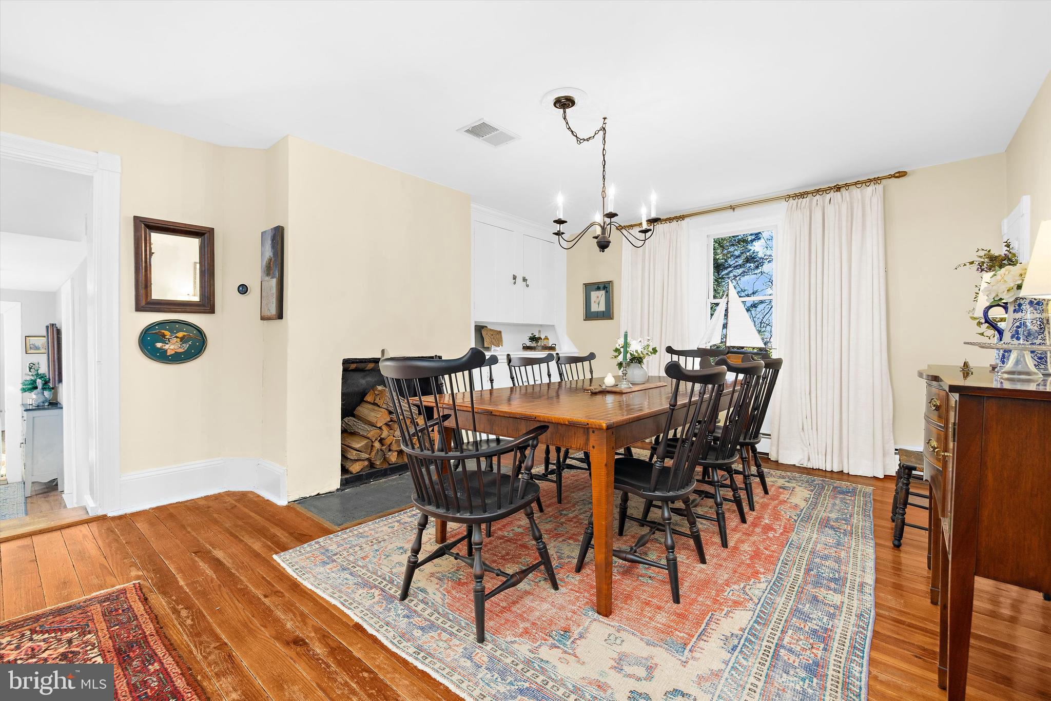 GRANNY BRANCH - Residential