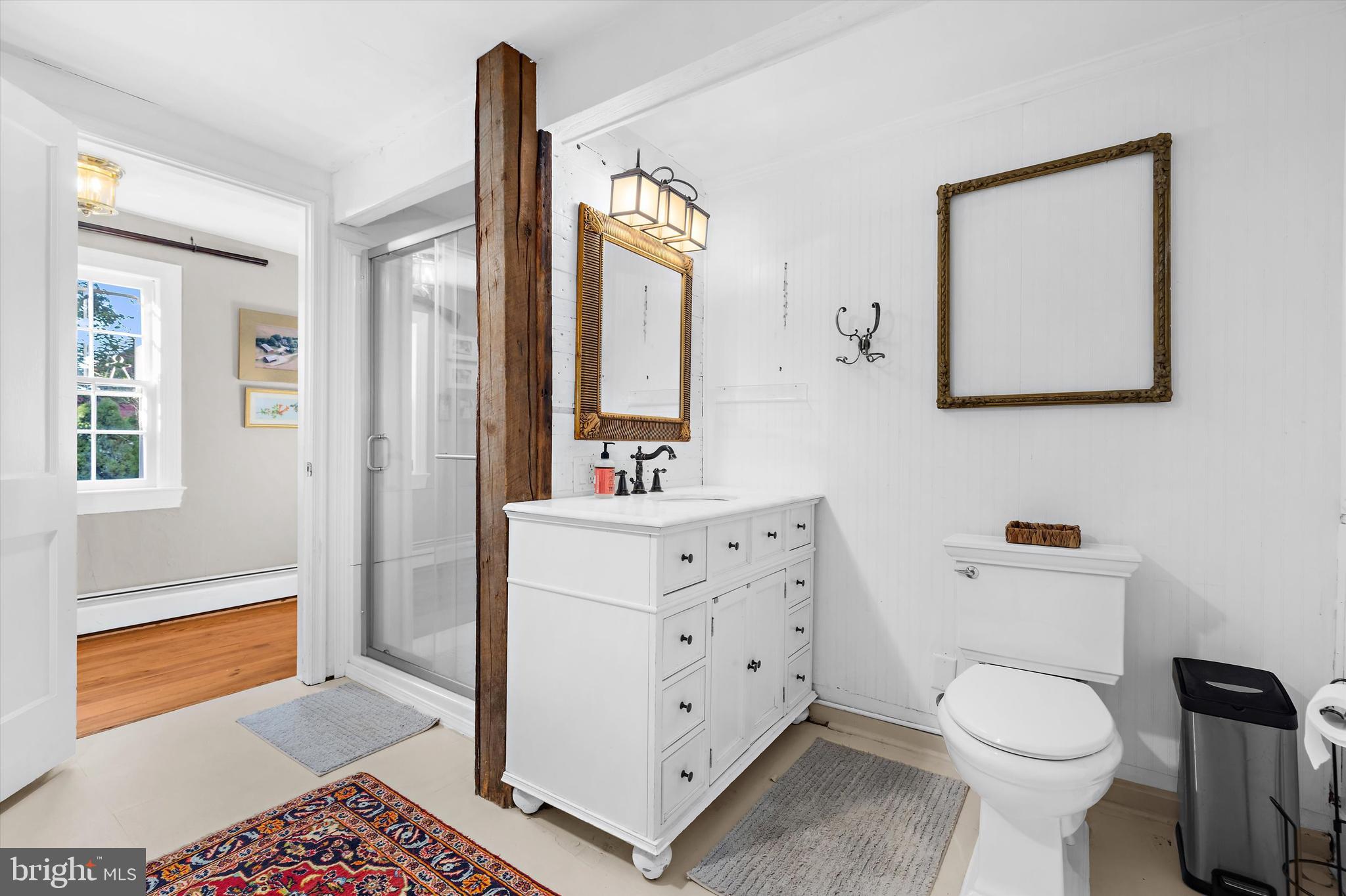 GRANNY BRANCH - Residential