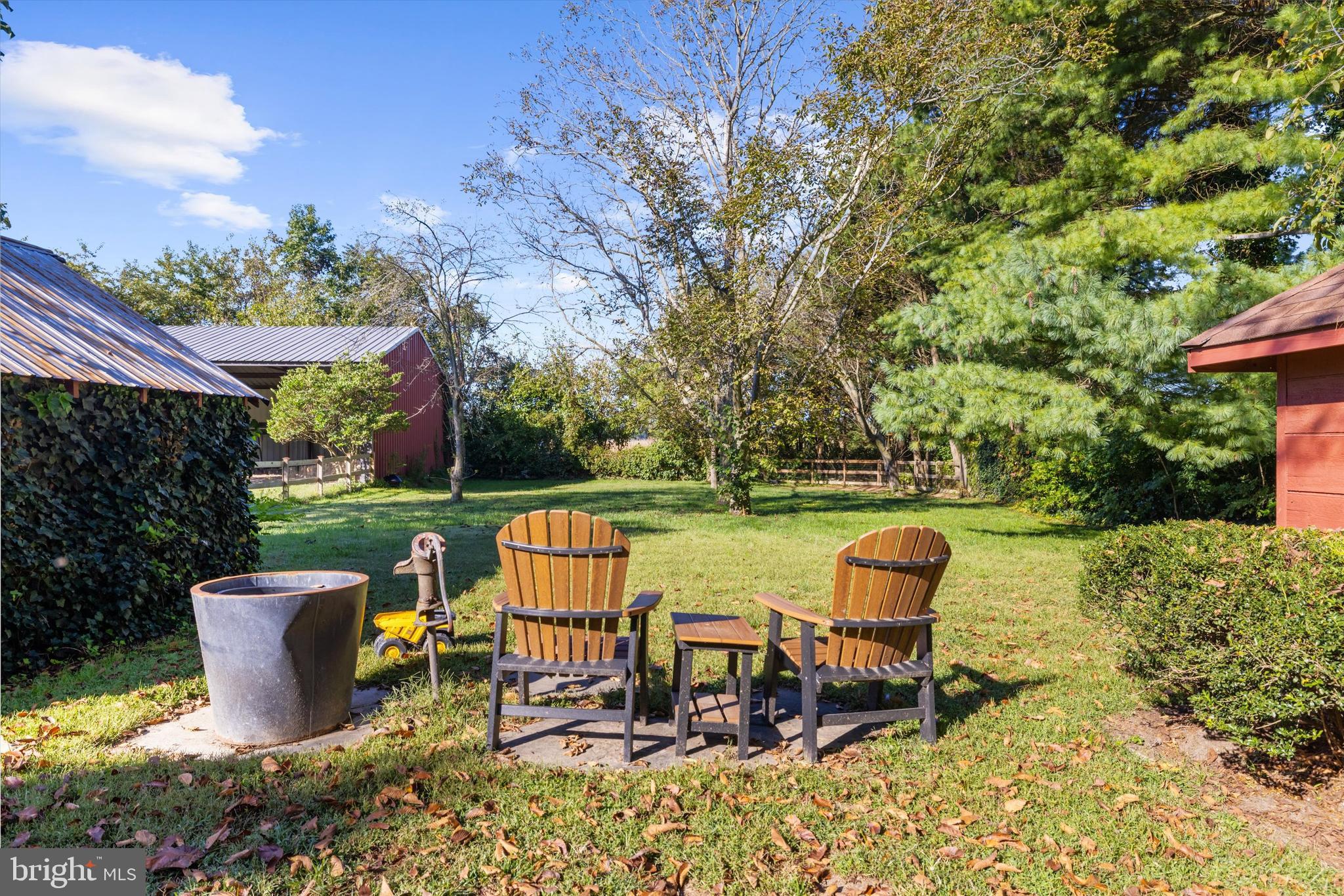 GRANNY BRANCH - Residential