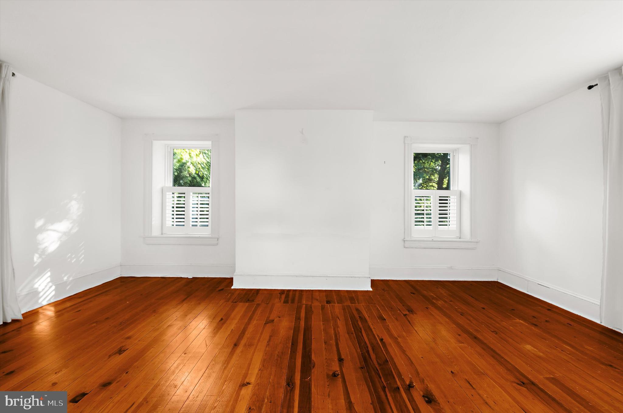 GRANNY BRANCH - Residential