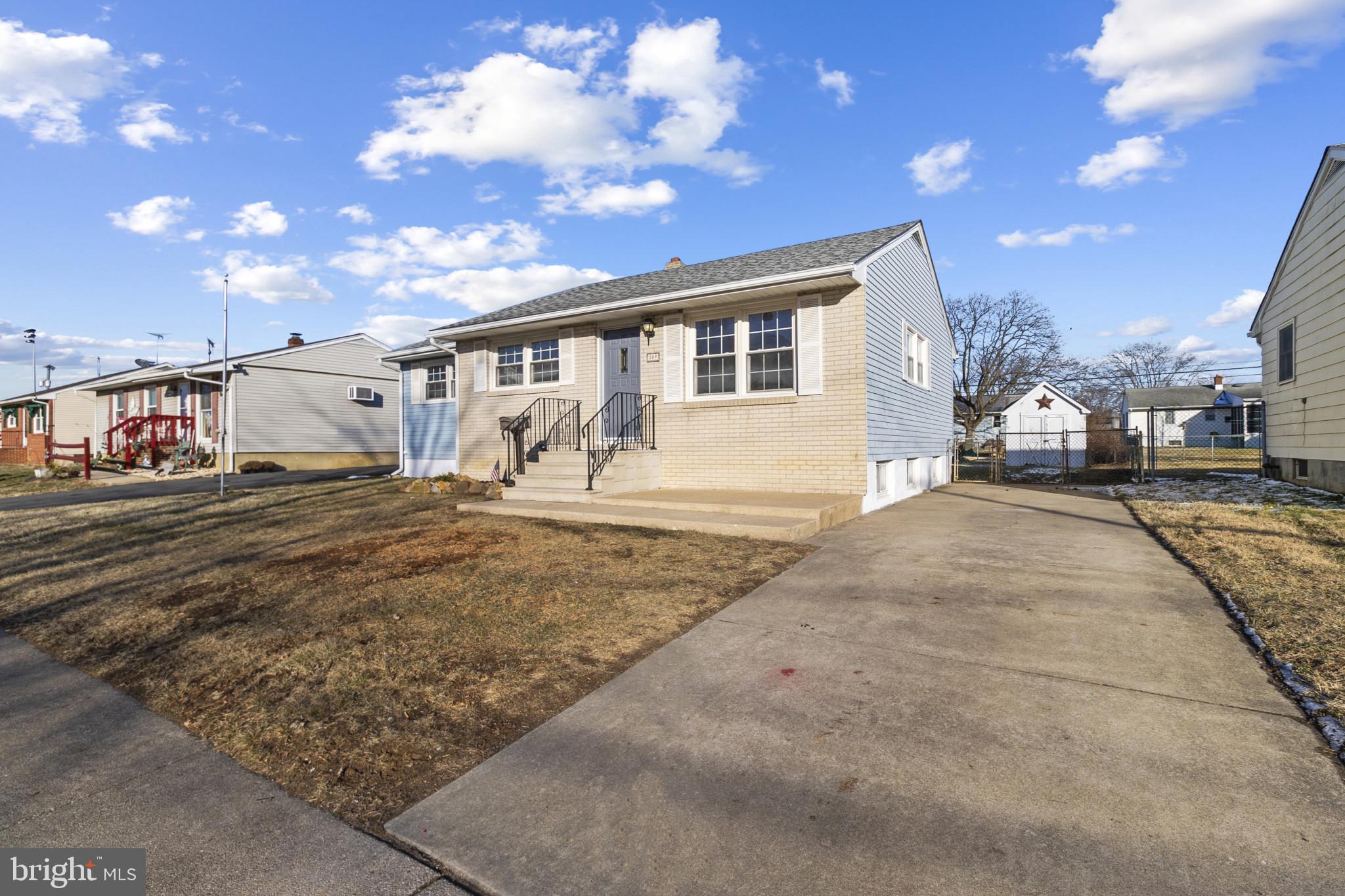 SHARONDALE - Residential