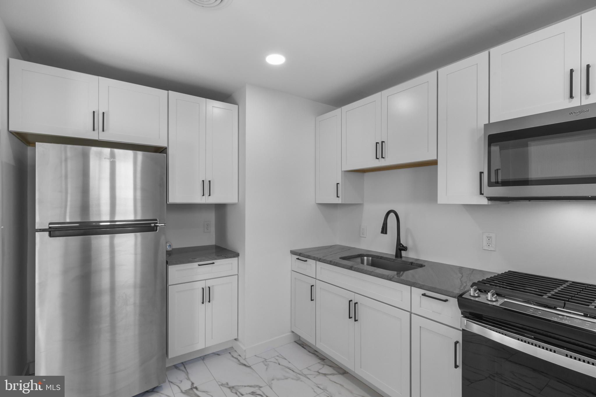 SHARONDALE - Residential