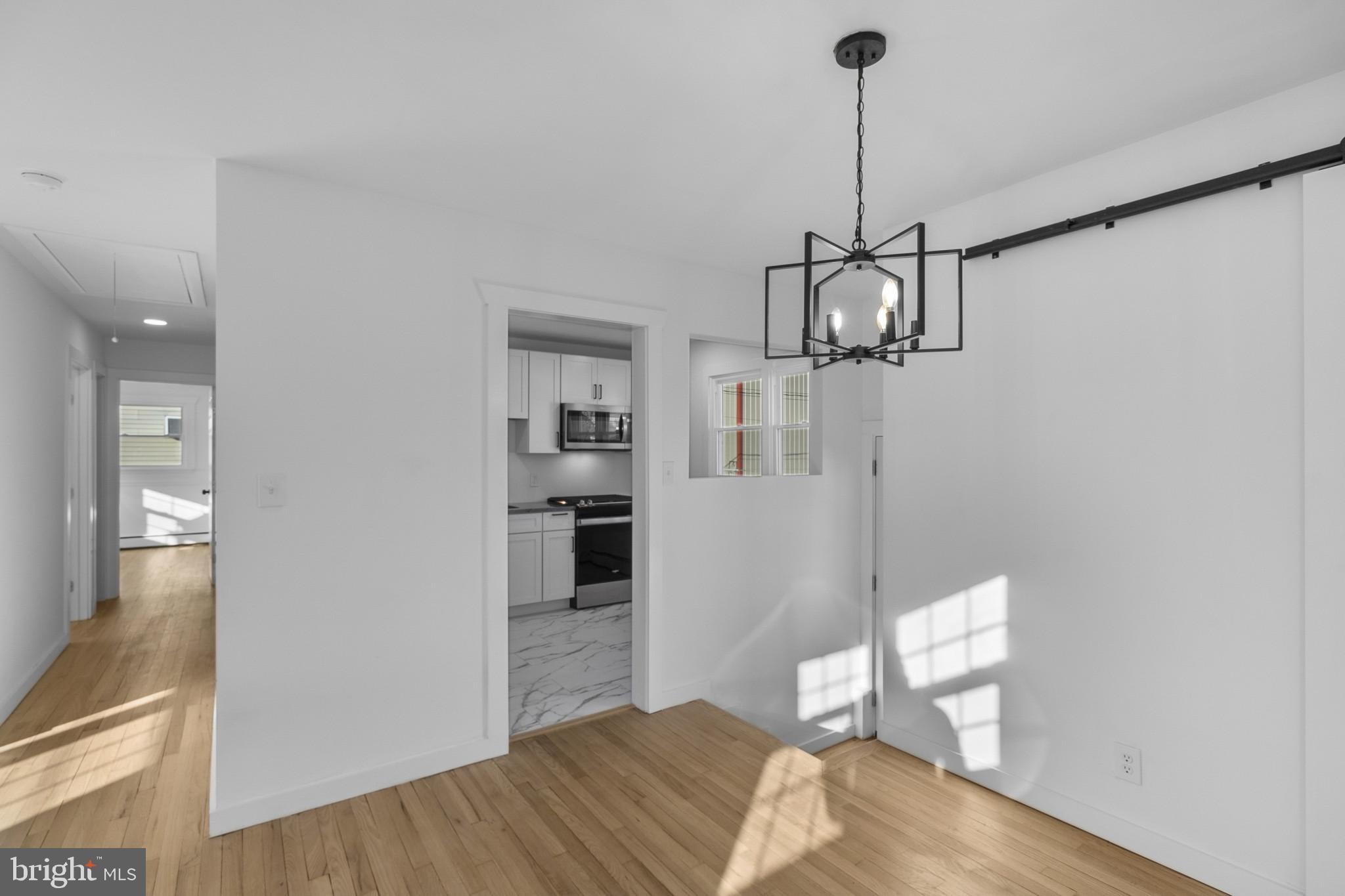 SHARONDALE - Residential