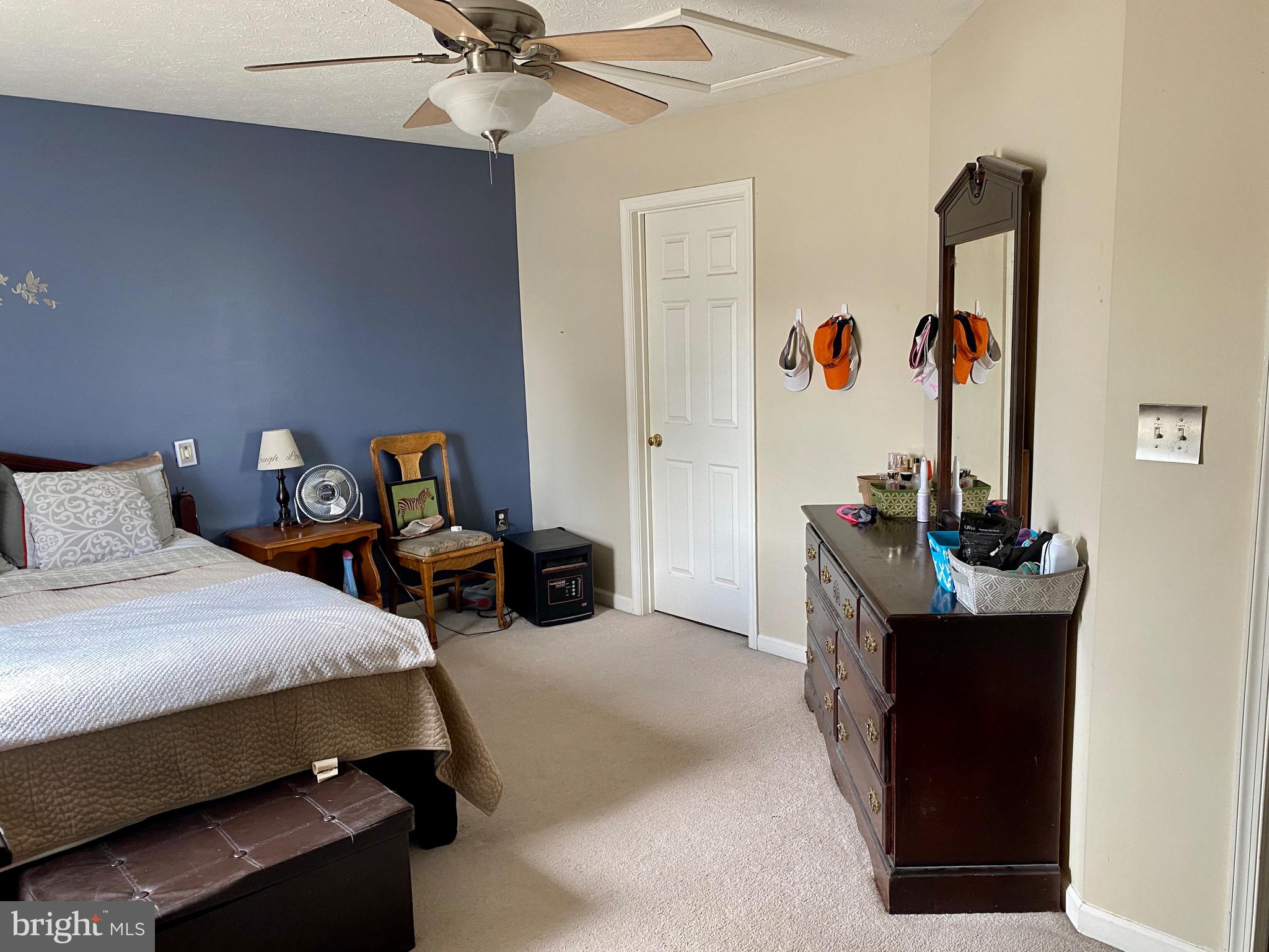 TABLER STATION MANOR - Residential