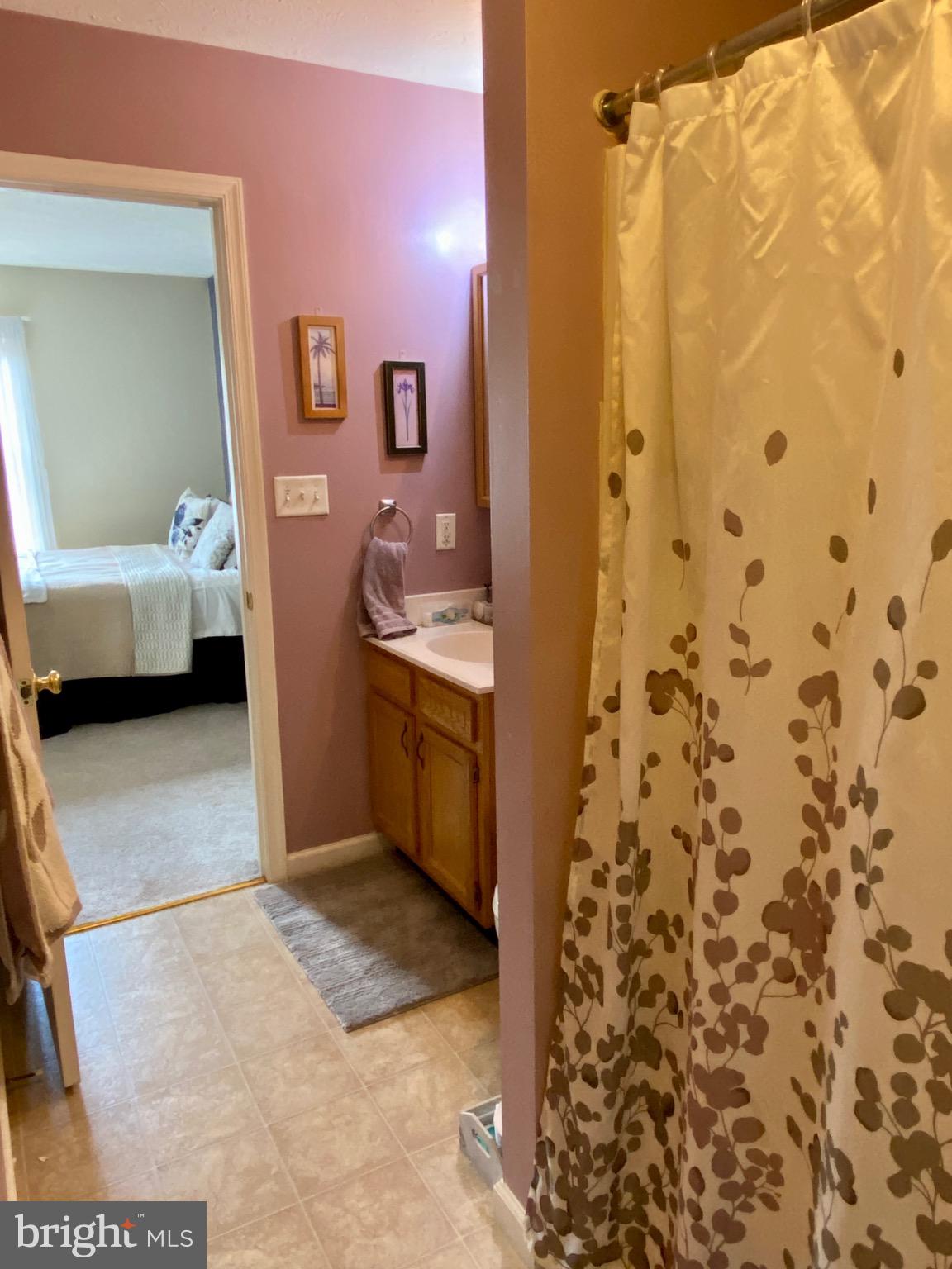 TABLER STATION MANOR - Residential