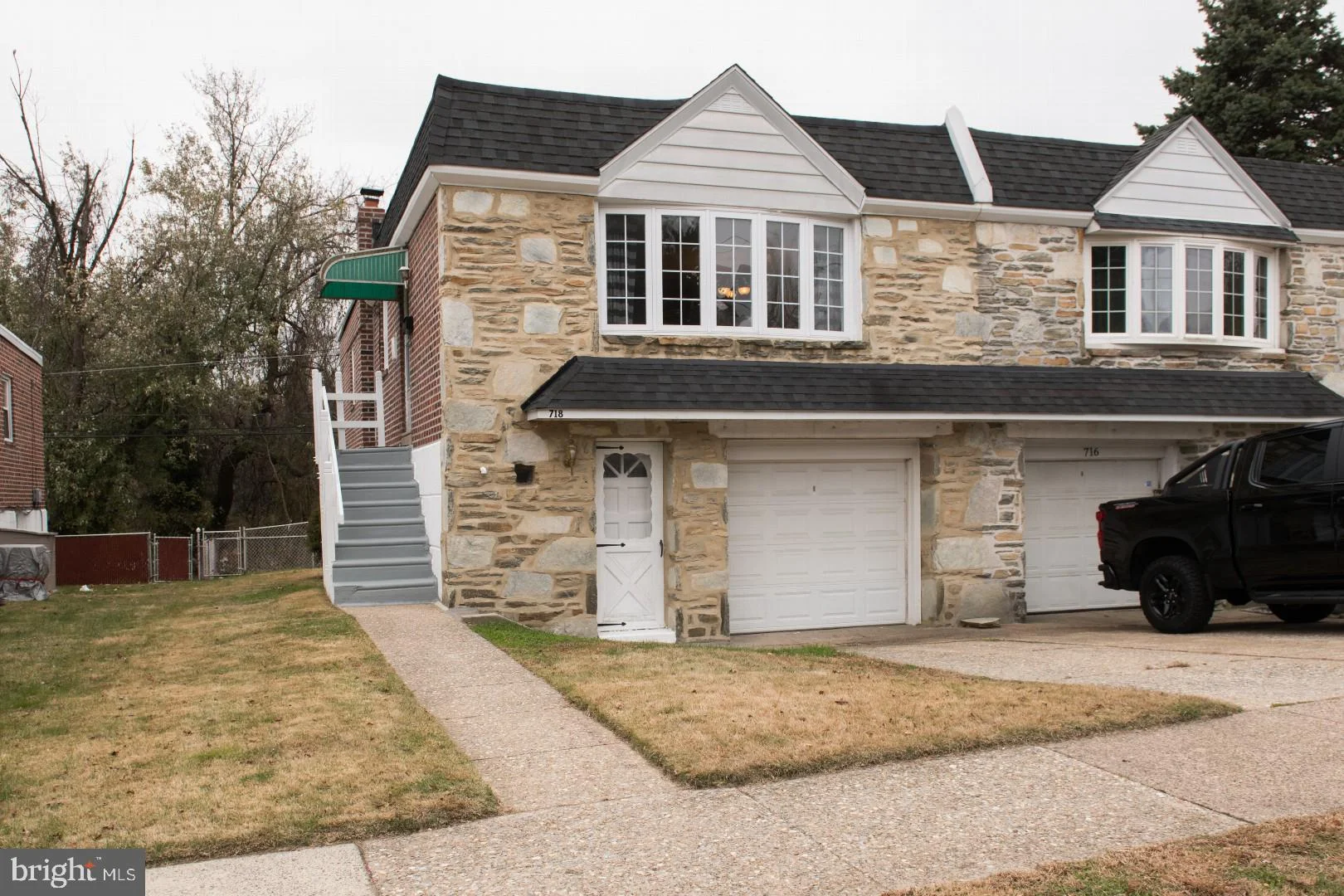 718 Hill Road, Philadelphia, PA 19128