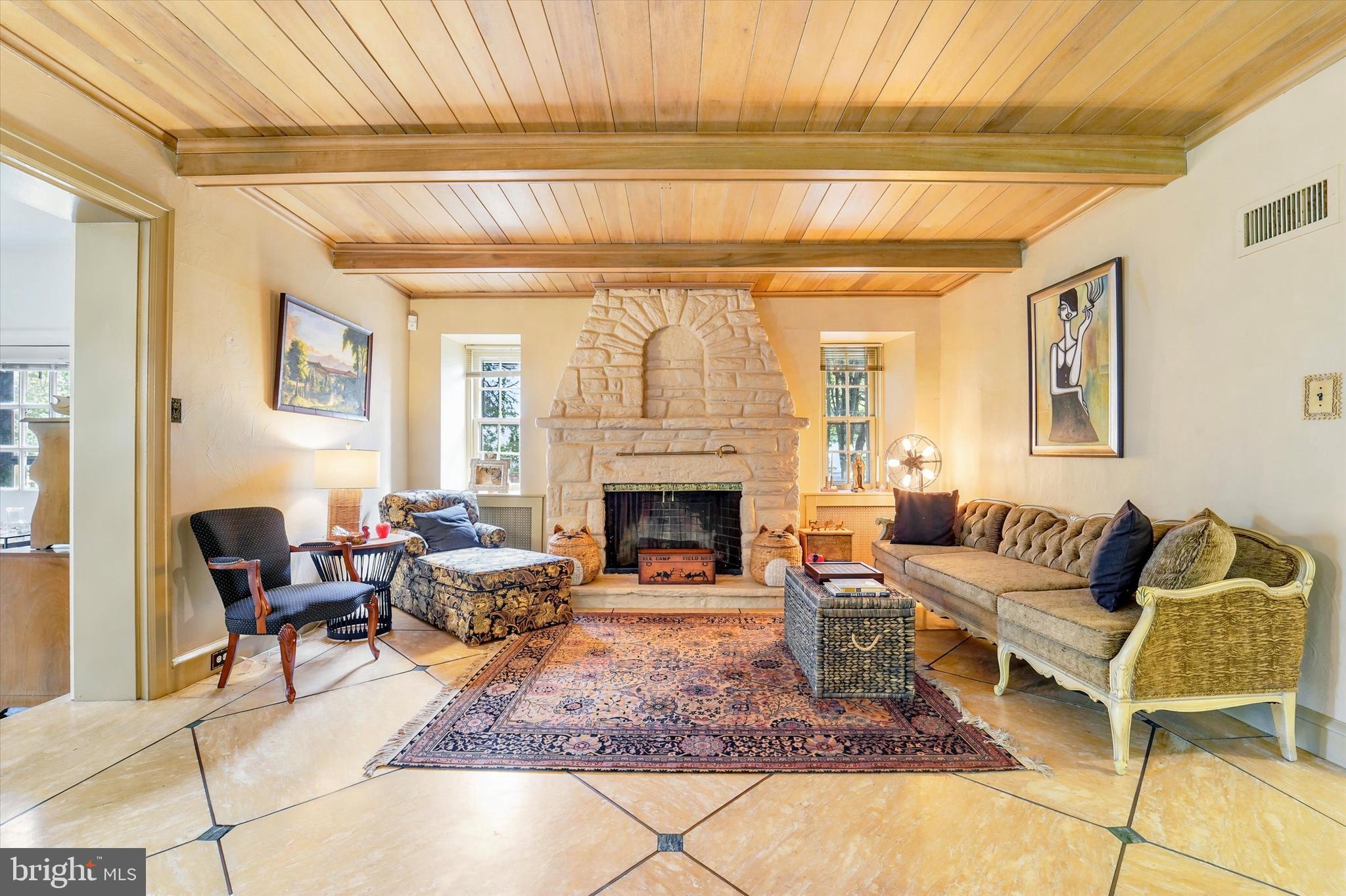 ELKINS PARK - Residential