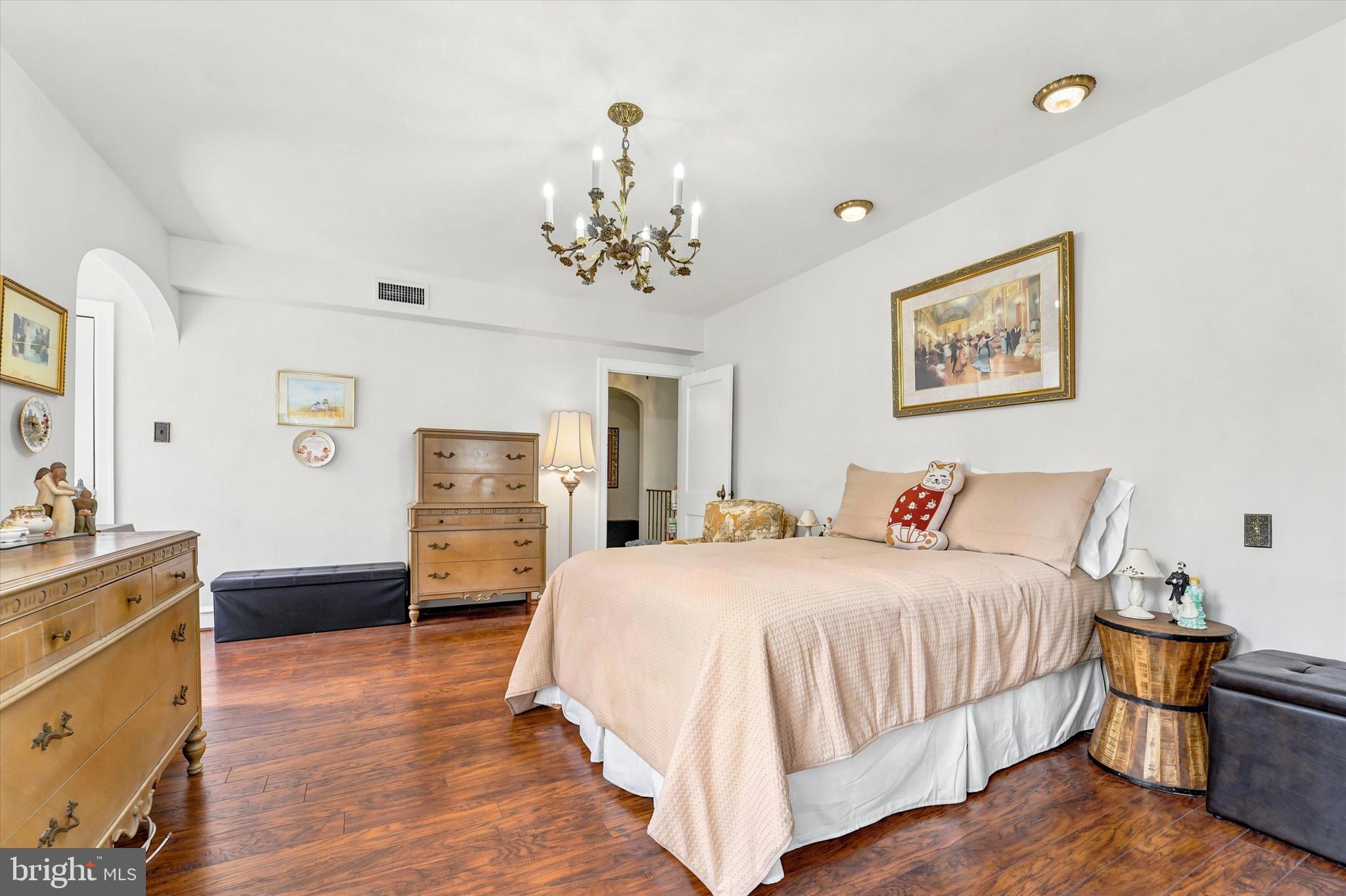 ELKINS PARK - Residential
