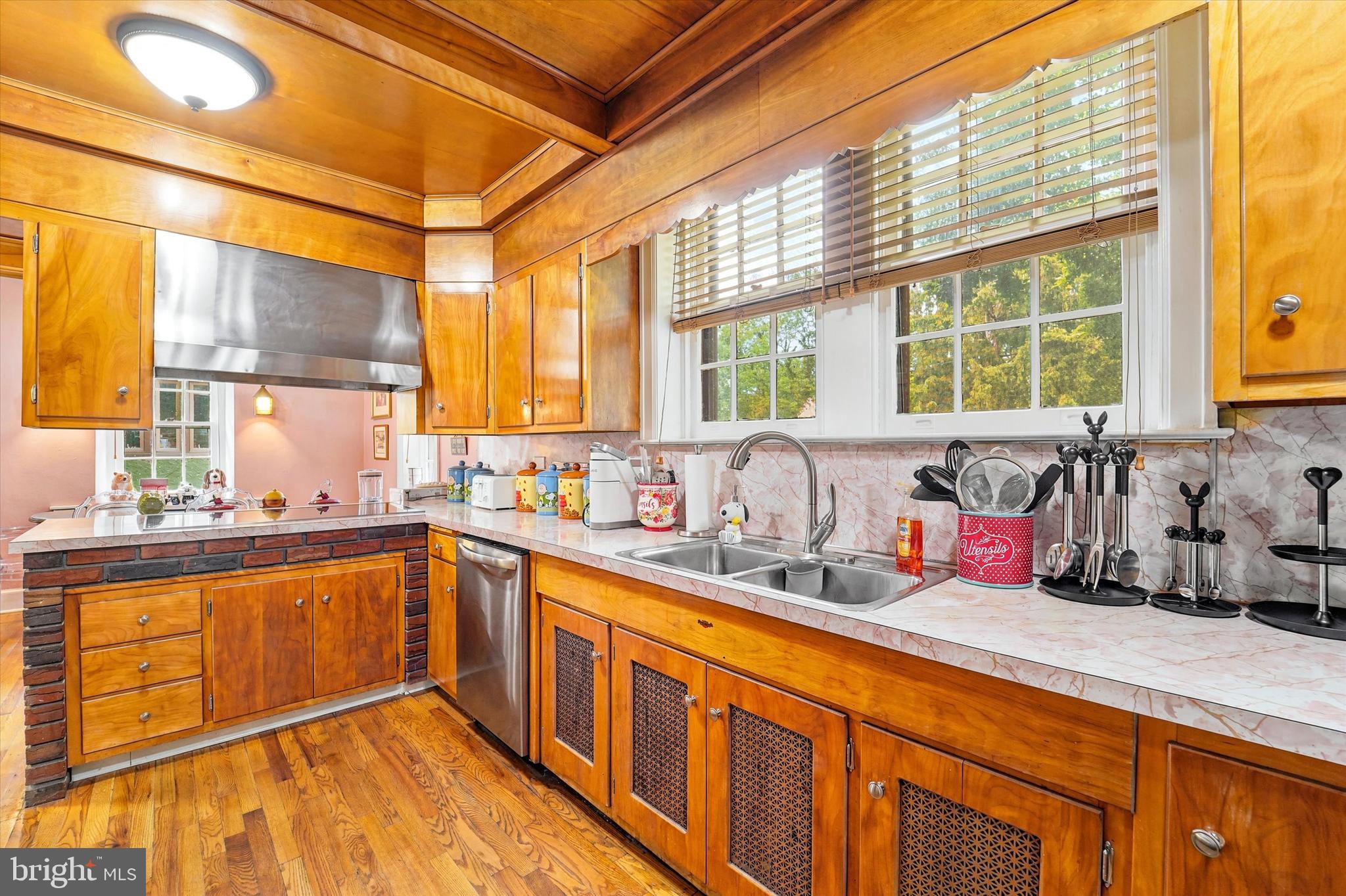 ELKINS PARK - Residential