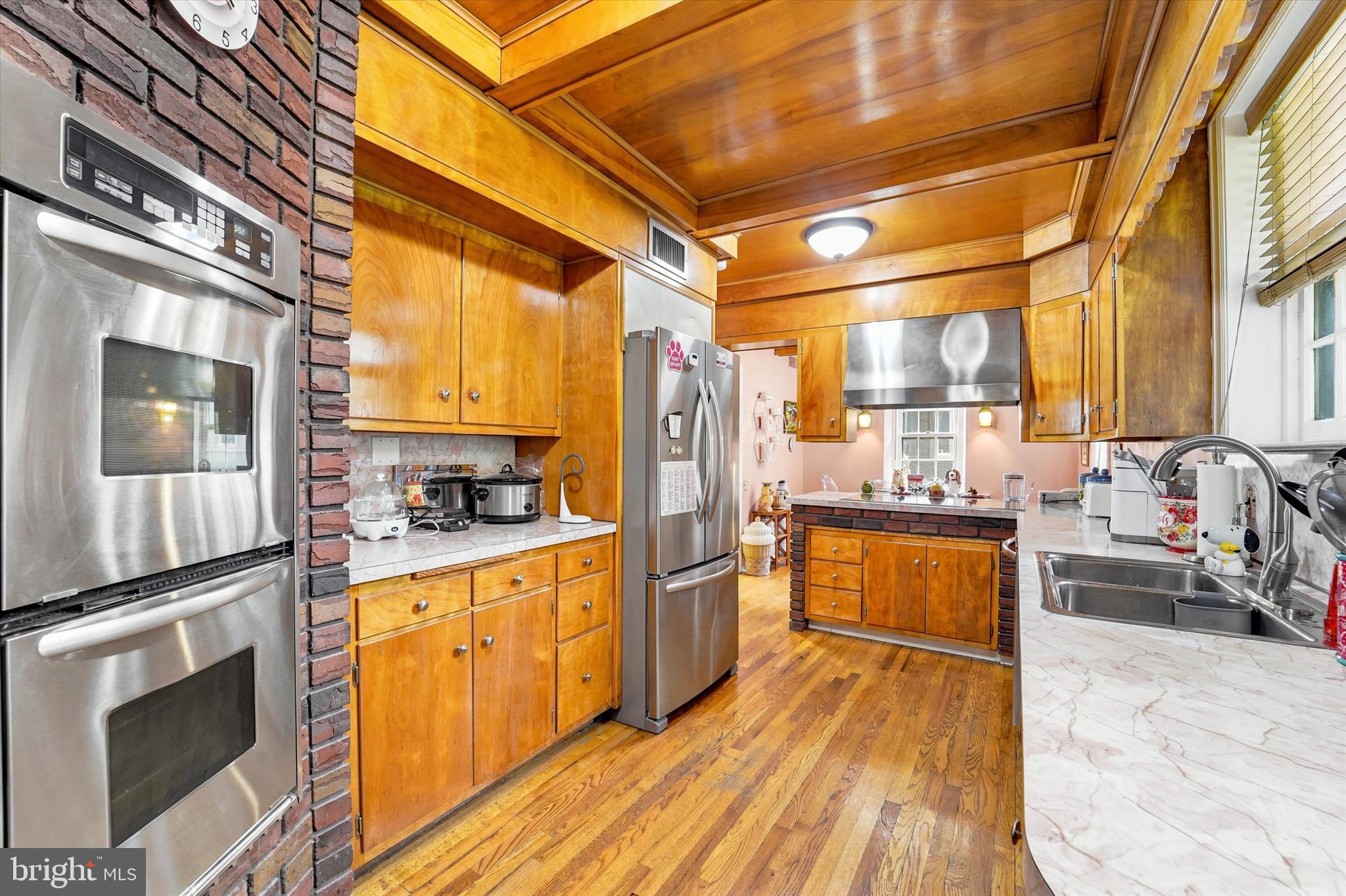 ELKINS PARK - Residential