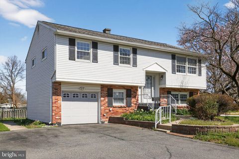 Homes For Sale - 214 Bluefield Road<br/> New Castle County, NEWARK, DE 19713