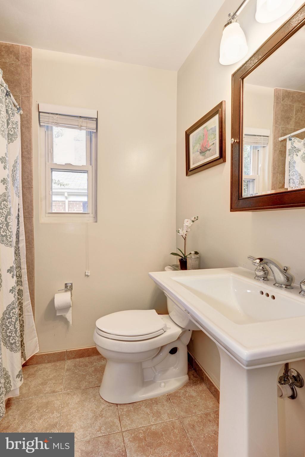 OAKCREST - Residential