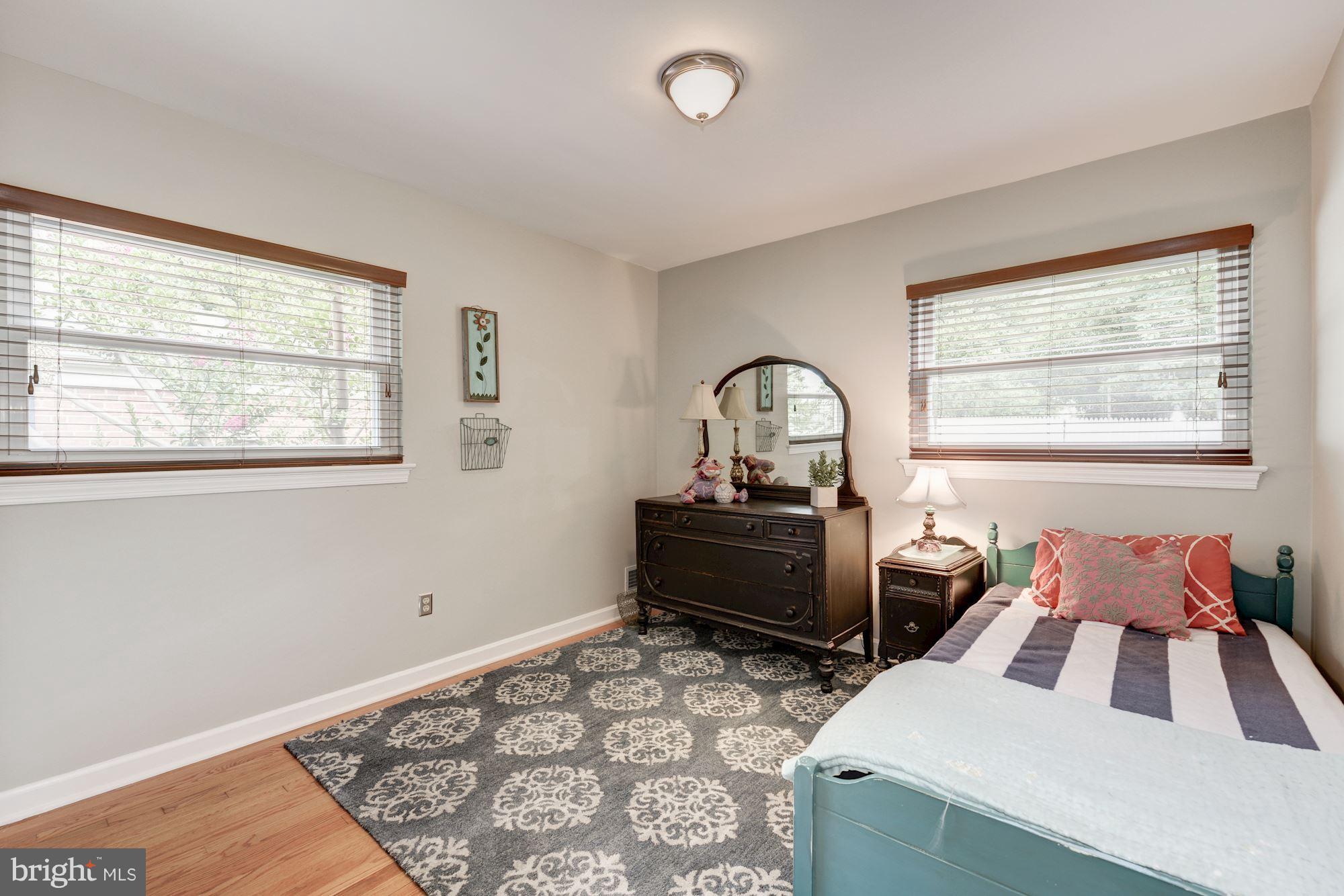OAKCREST - Residential