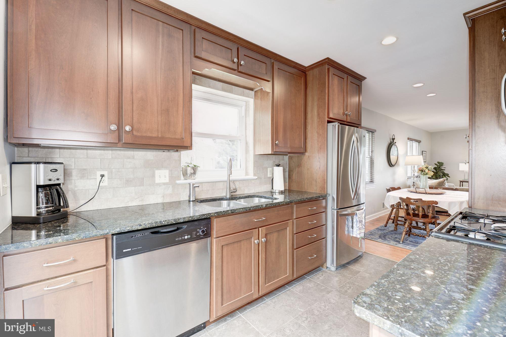 OAKCREST - Residential