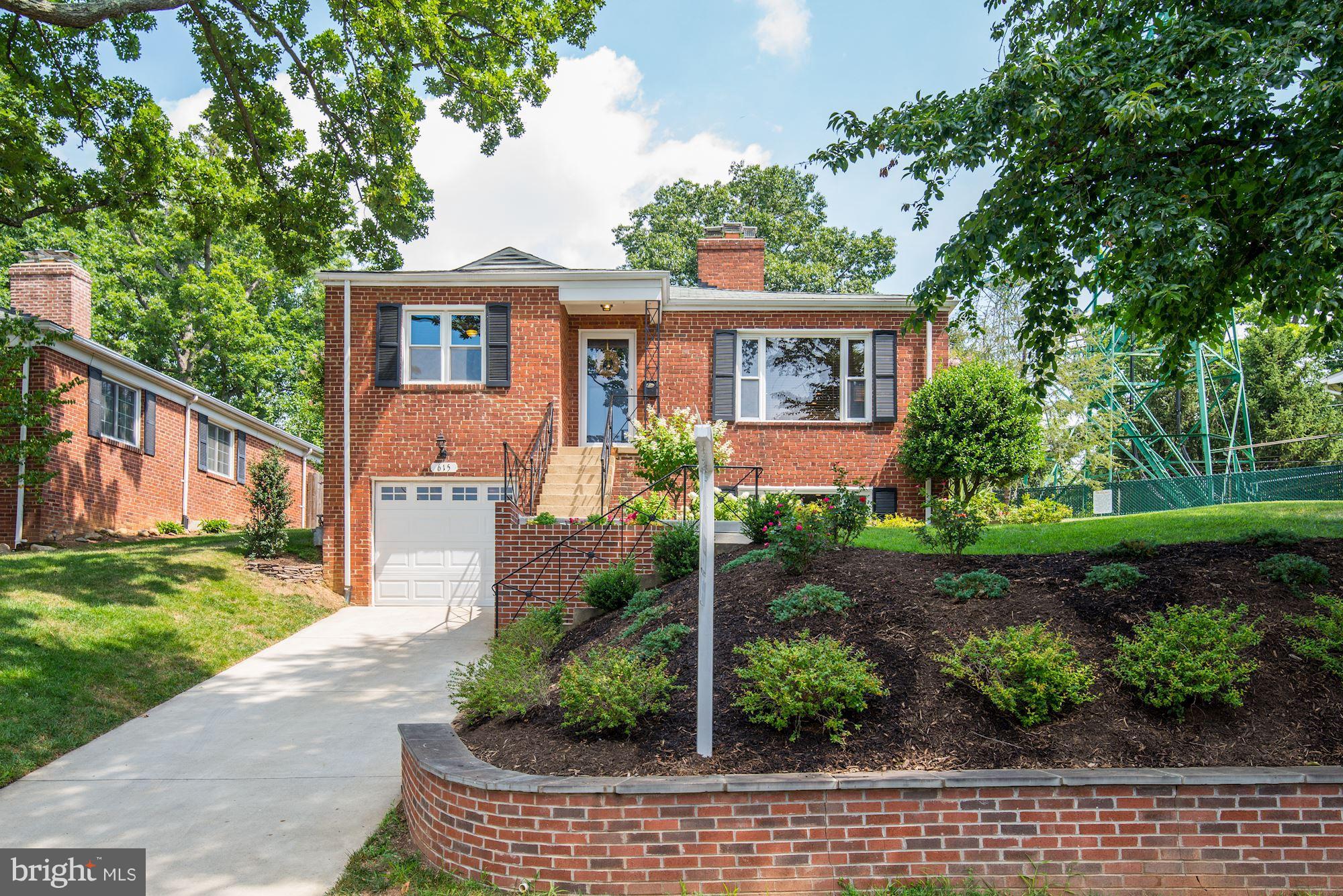 OAKCREST - Residential