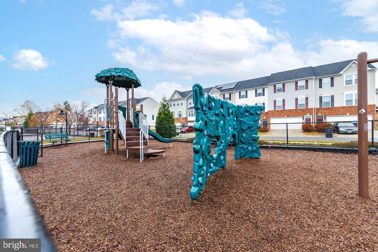 RAPPAHANNOCK LANDING - Residential