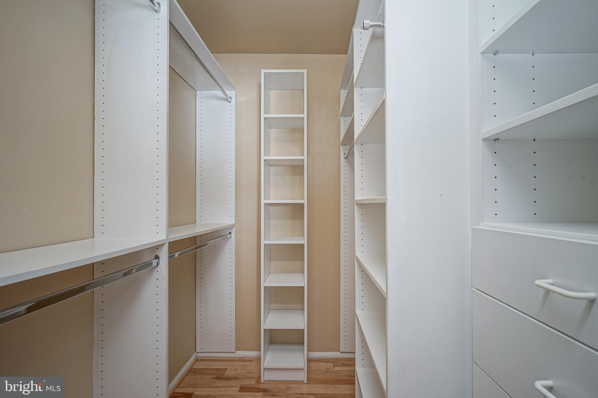 QUEEN VILLAGE - Residential Lease