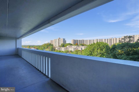 Photo of 6101 Edsall Road #912, ALEXANDRIA, VA 22304 (MLS # VAAX2067398)