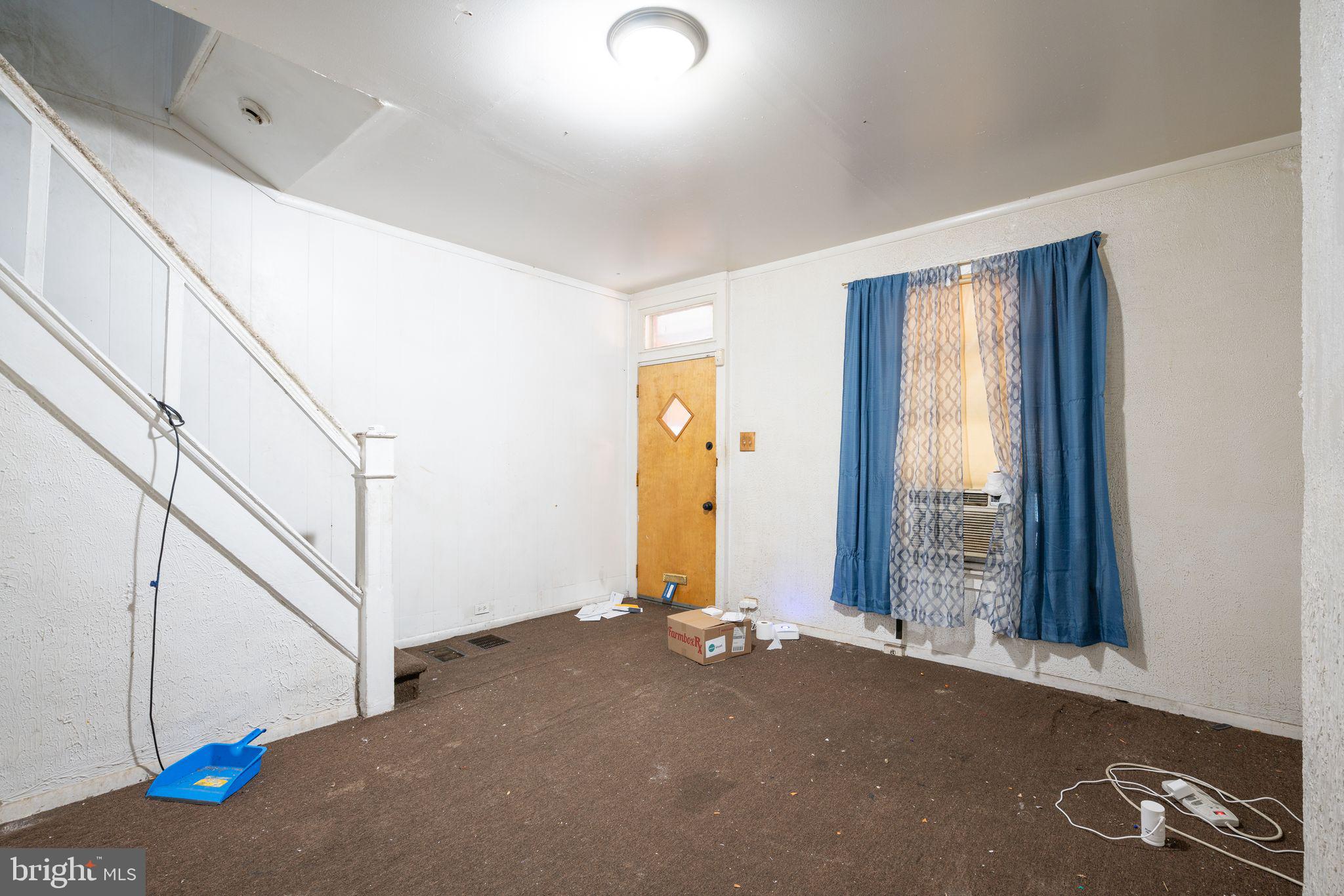 PHILADELPHIA (SOUTHWEST) - Residential