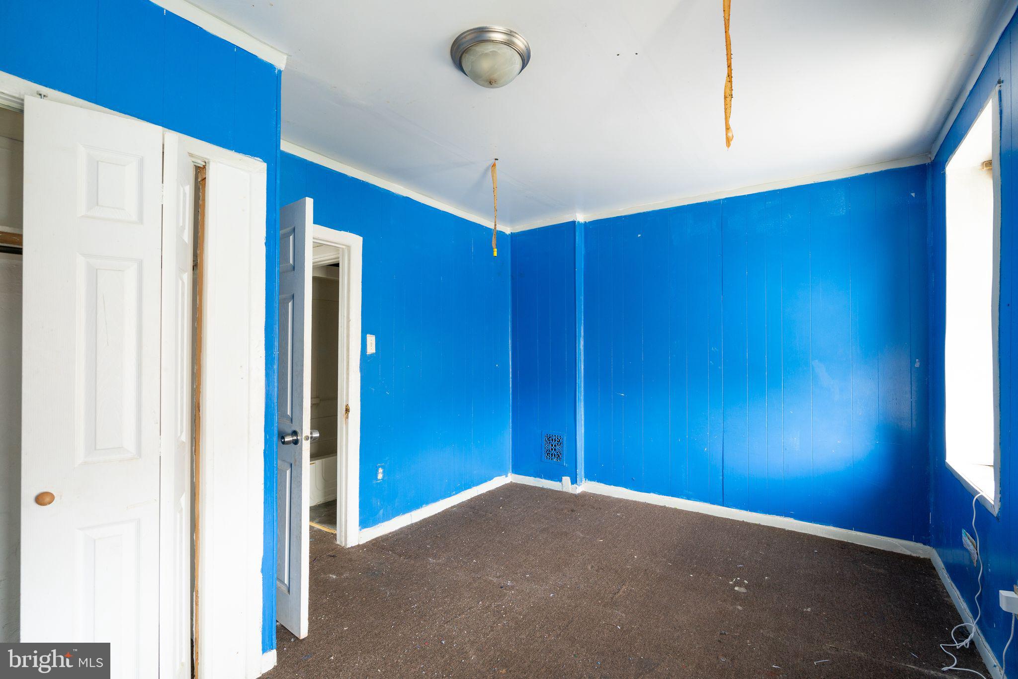 PHILADELPHIA (SOUTHWEST) - Residential