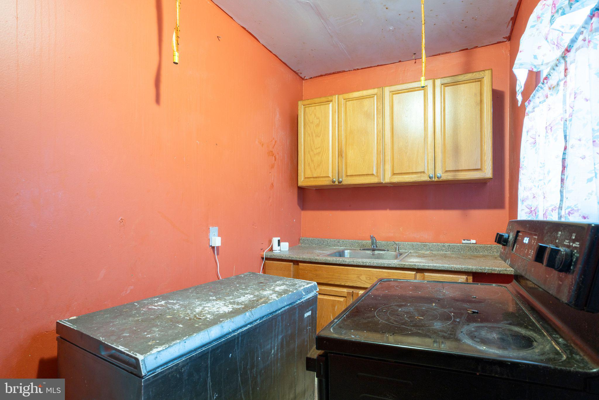 PHILADELPHIA (SOUTHWEST) - Residential