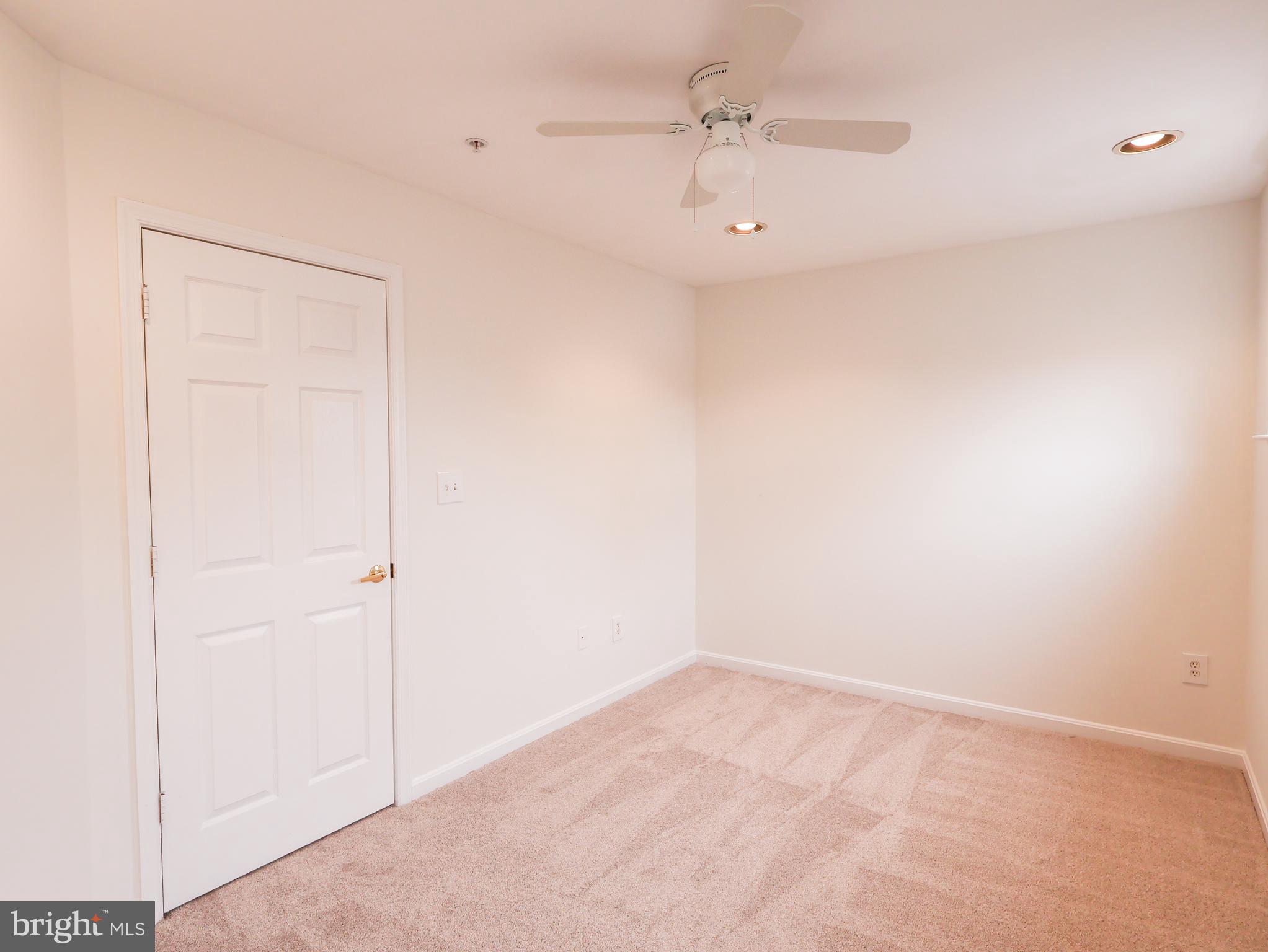 GREY ROCK VILLAS - Residential