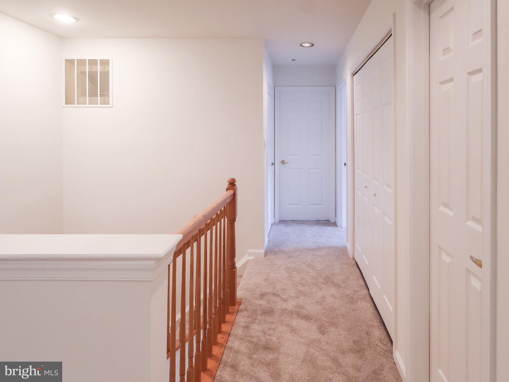 GREY ROCK VILLAS - Residential