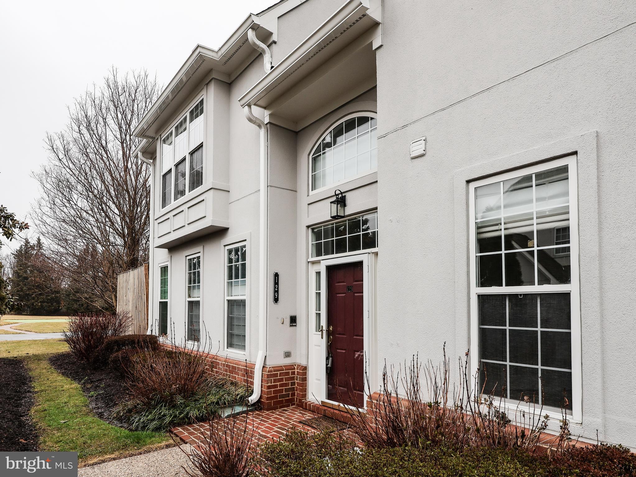 GREY ROCK VILLAS - Residential