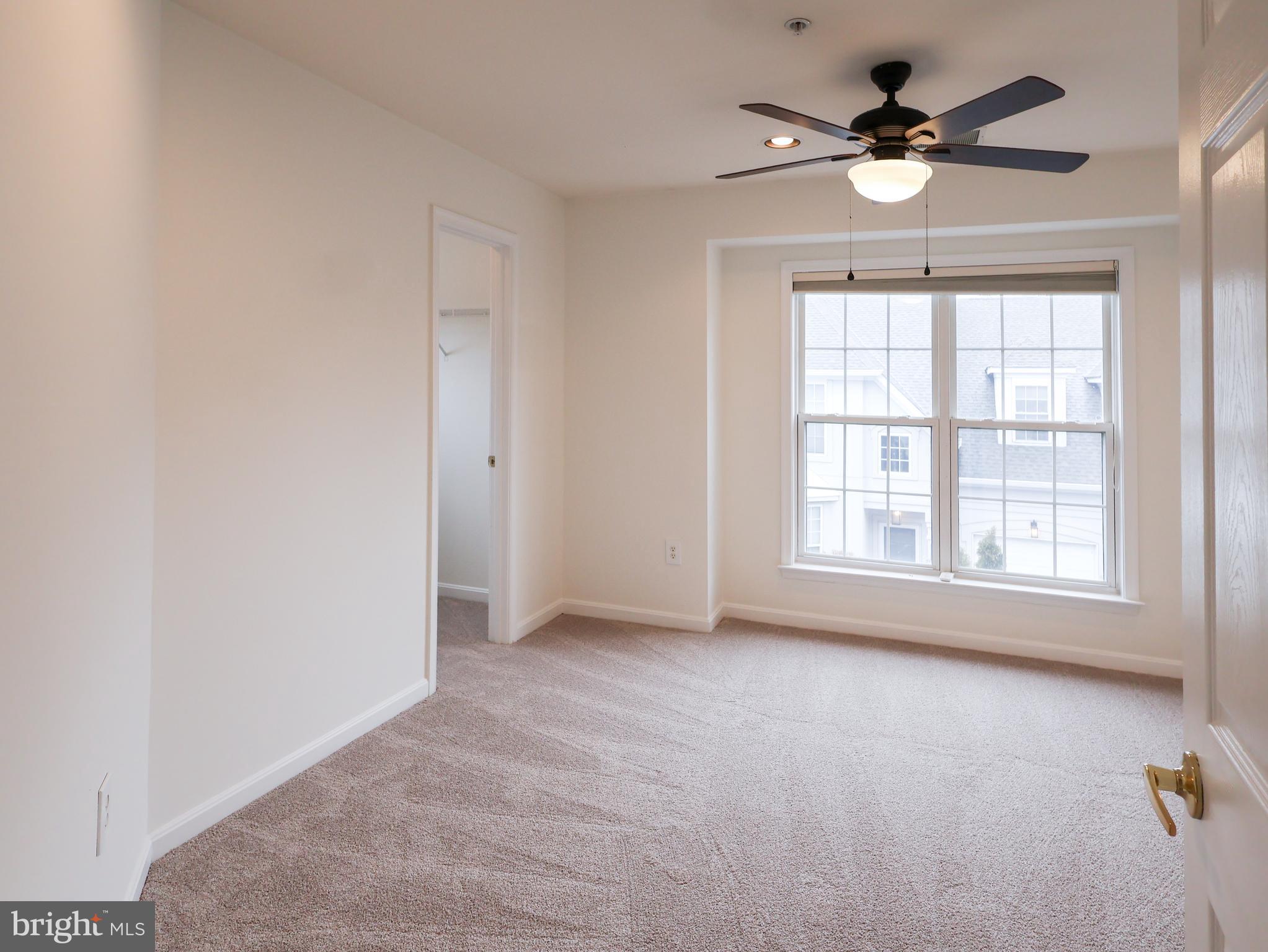 GREY ROCK VILLAS - Residential