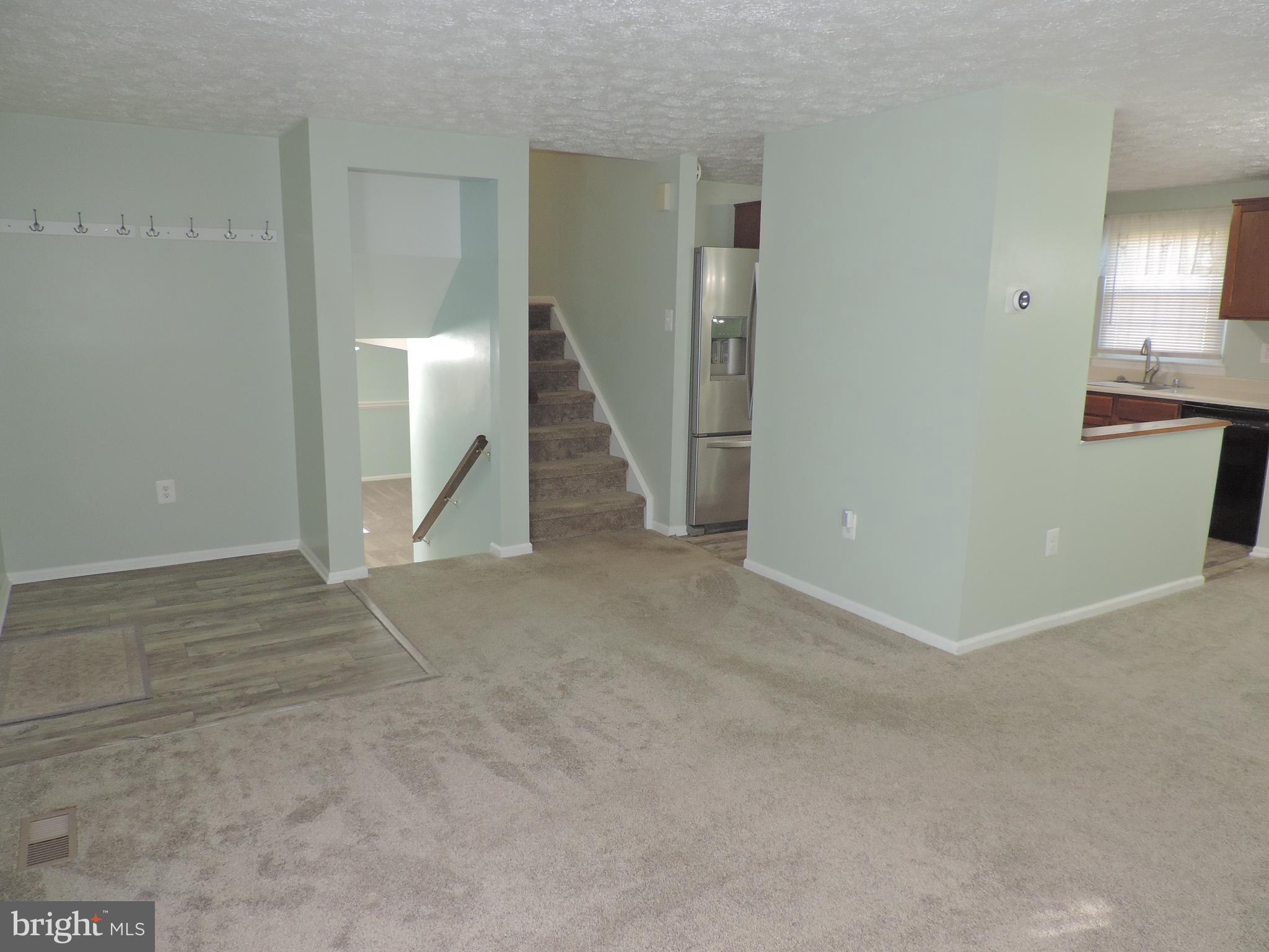 WOODBRIDGE CENTER - Residential